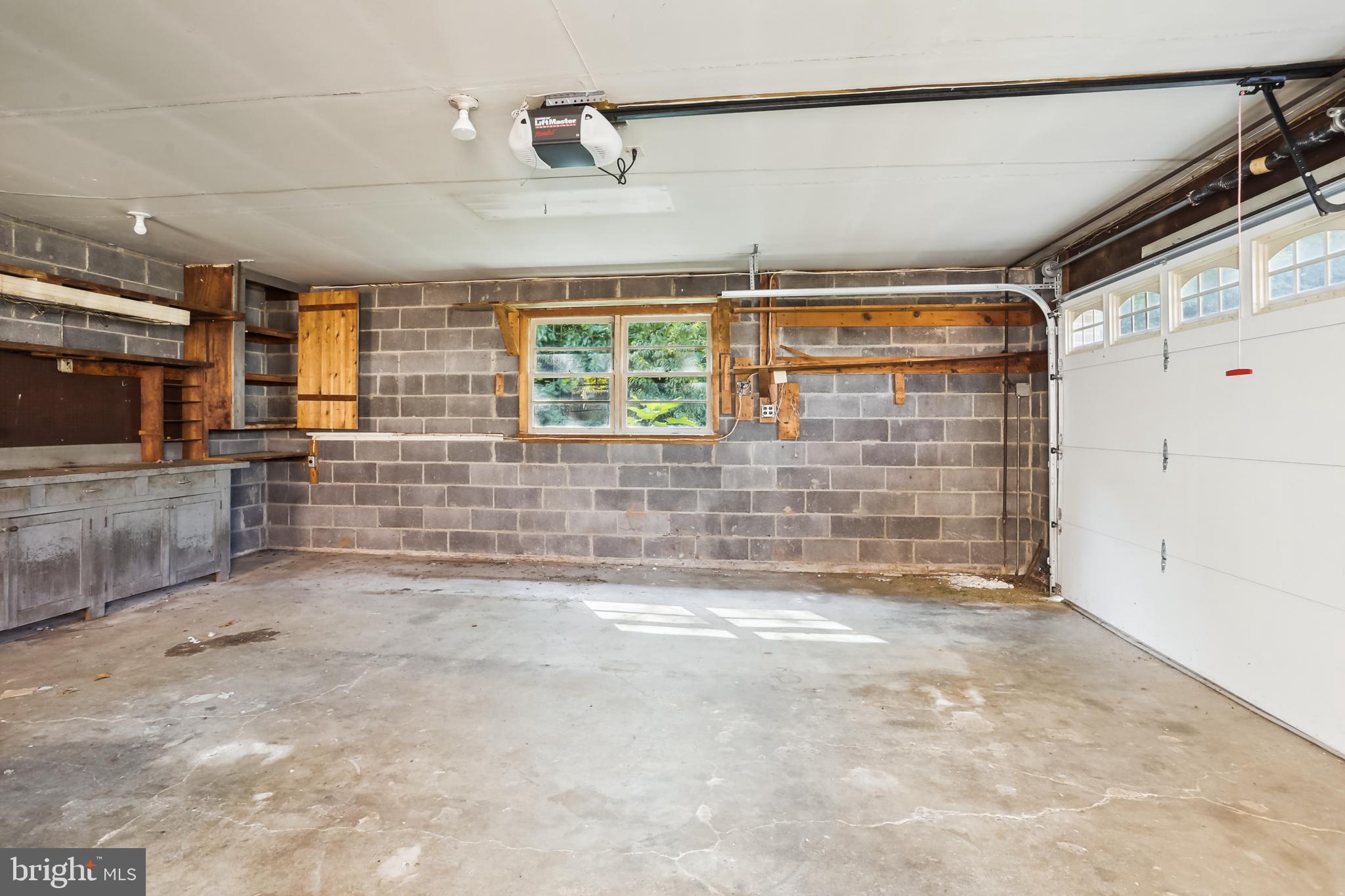 BURNT MILLS MANOR - Residential Lease