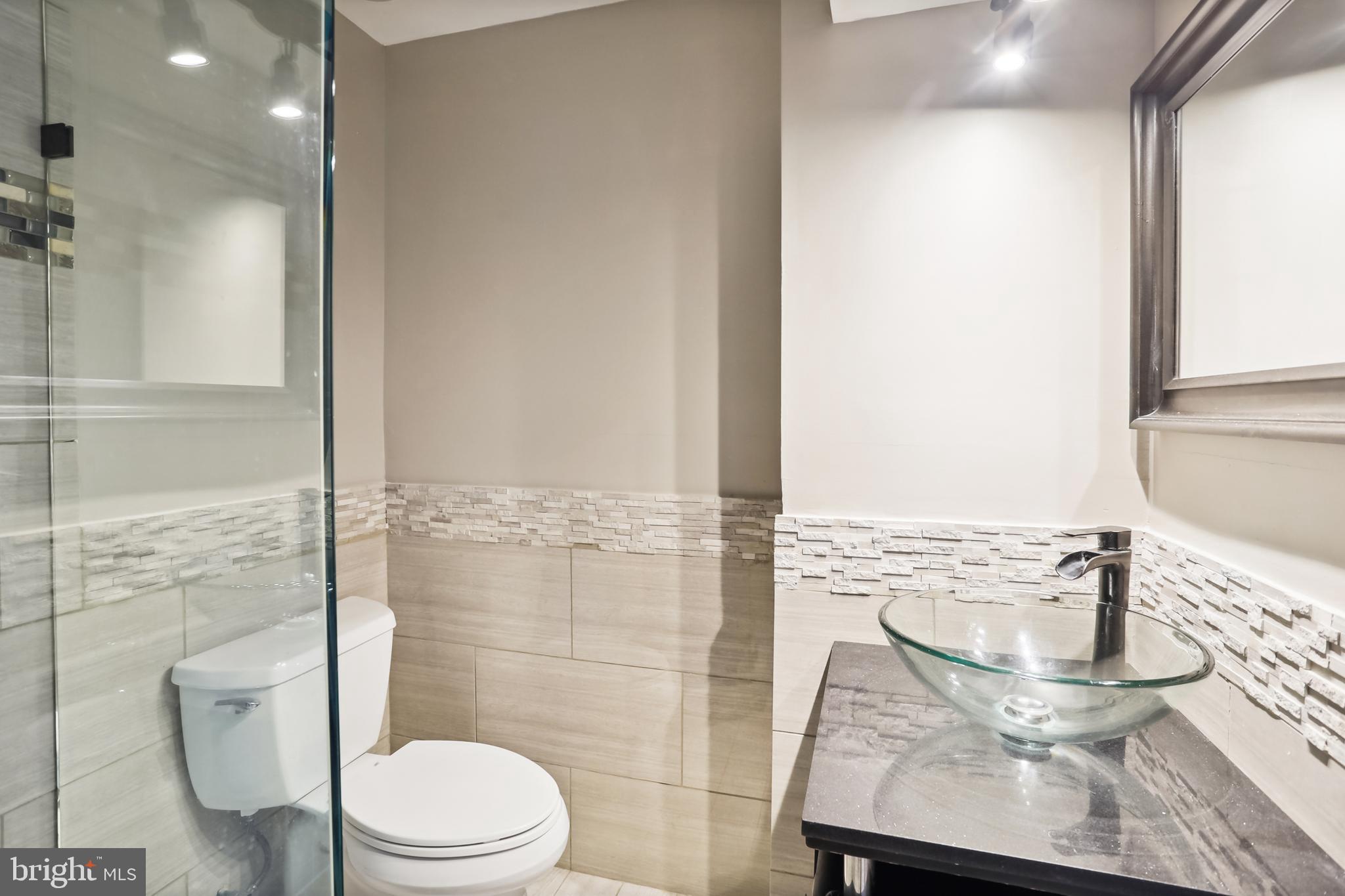 BURNT MILLS MANOR - Residential Lease