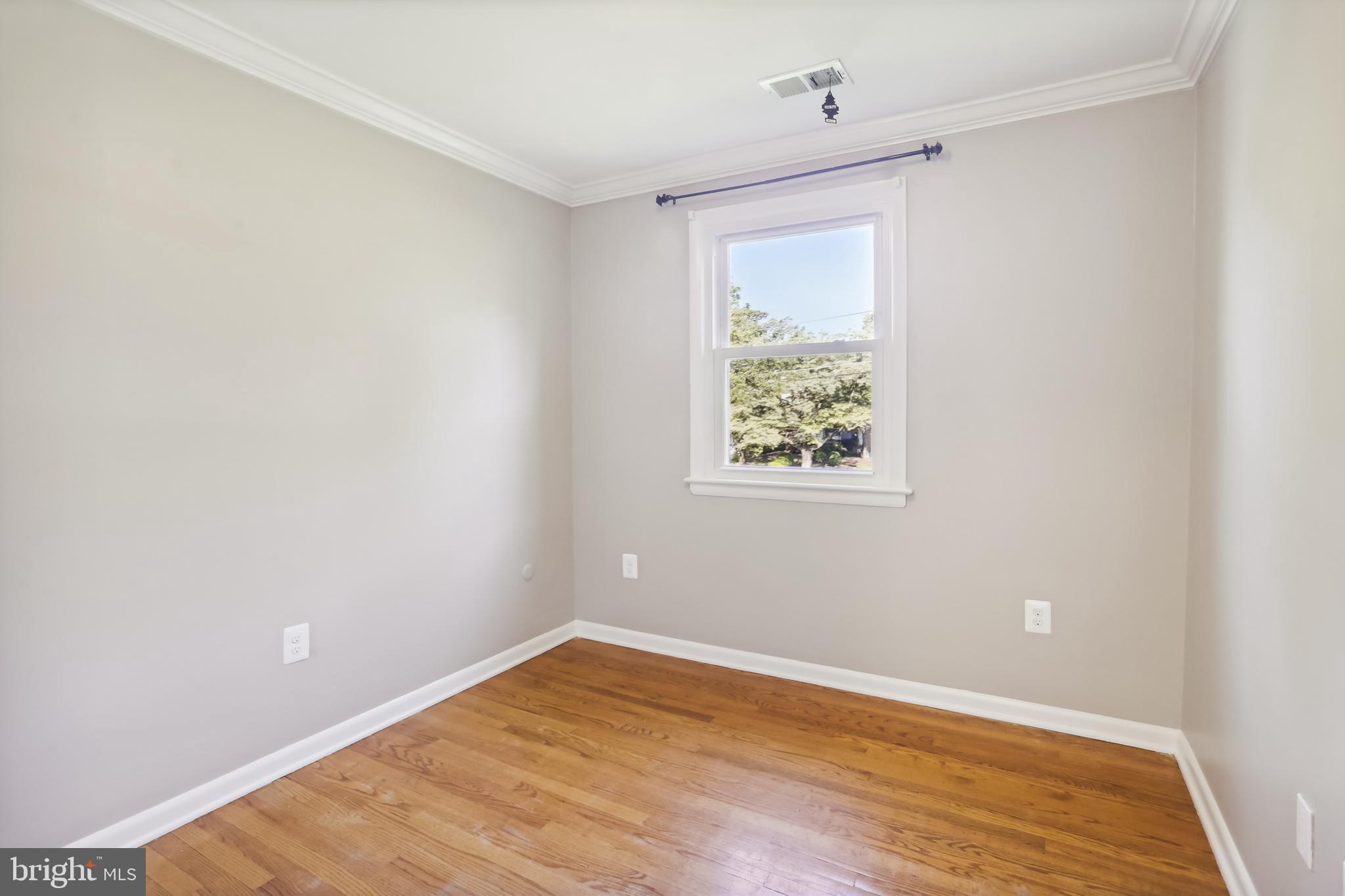 BURNT MILLS MANOR - Residential Lease