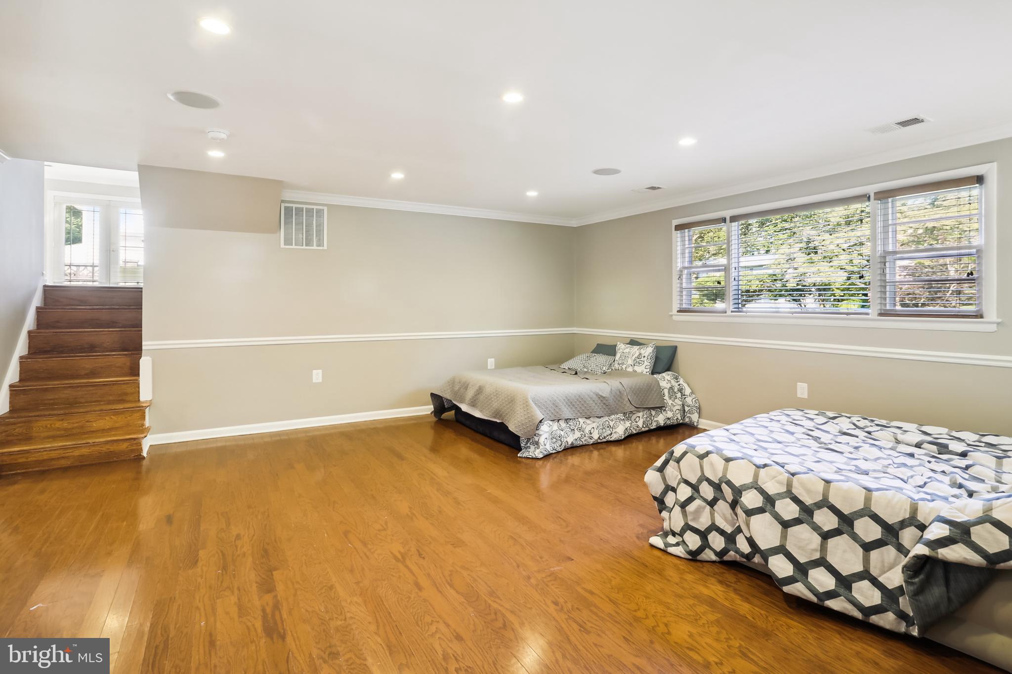 BURNT MILLS MANOR - Residential Lease