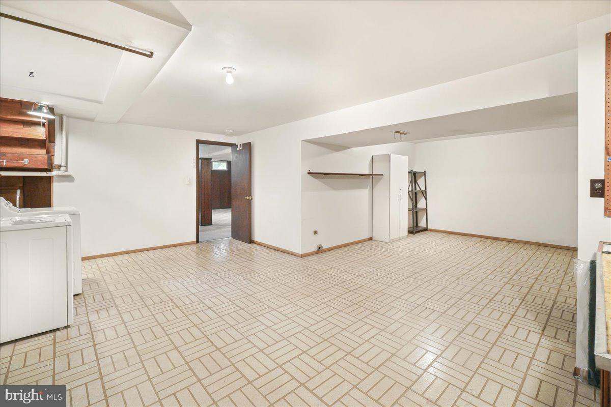 CARROLL WOOD ESTATES - Residential