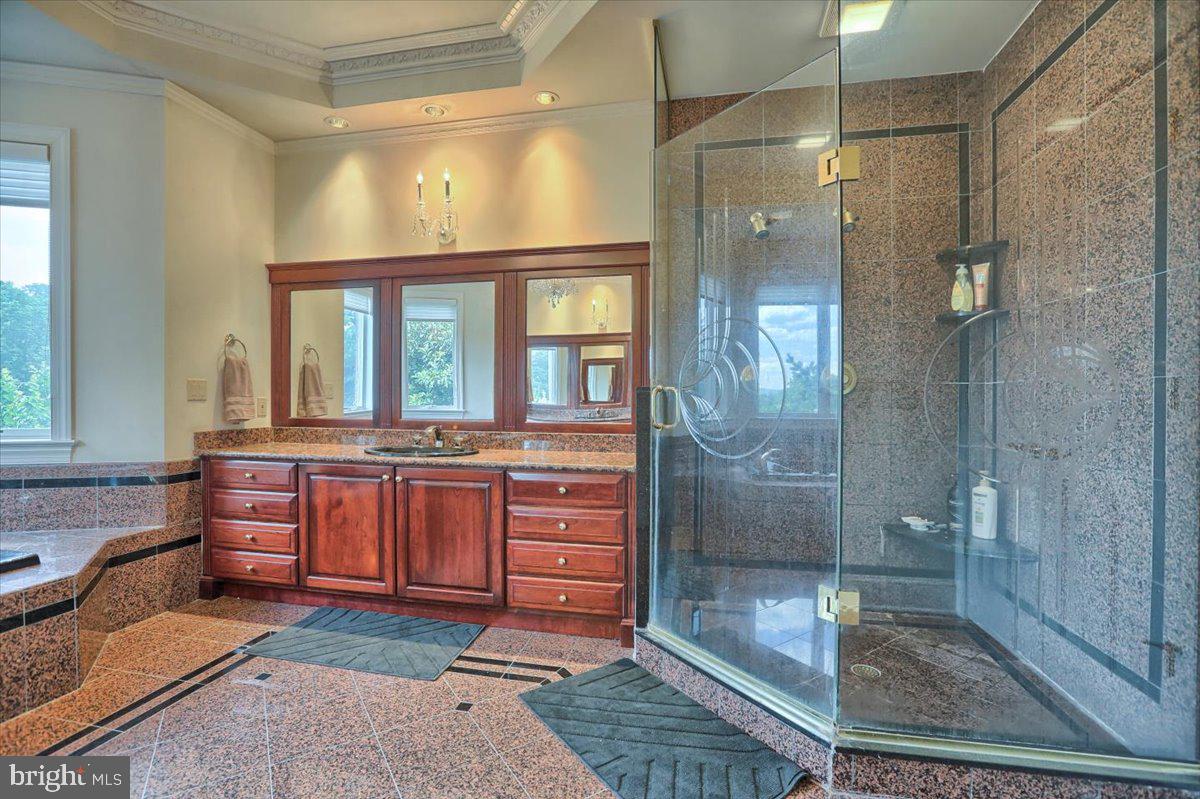 MACGREGOR DOWNS - Residential