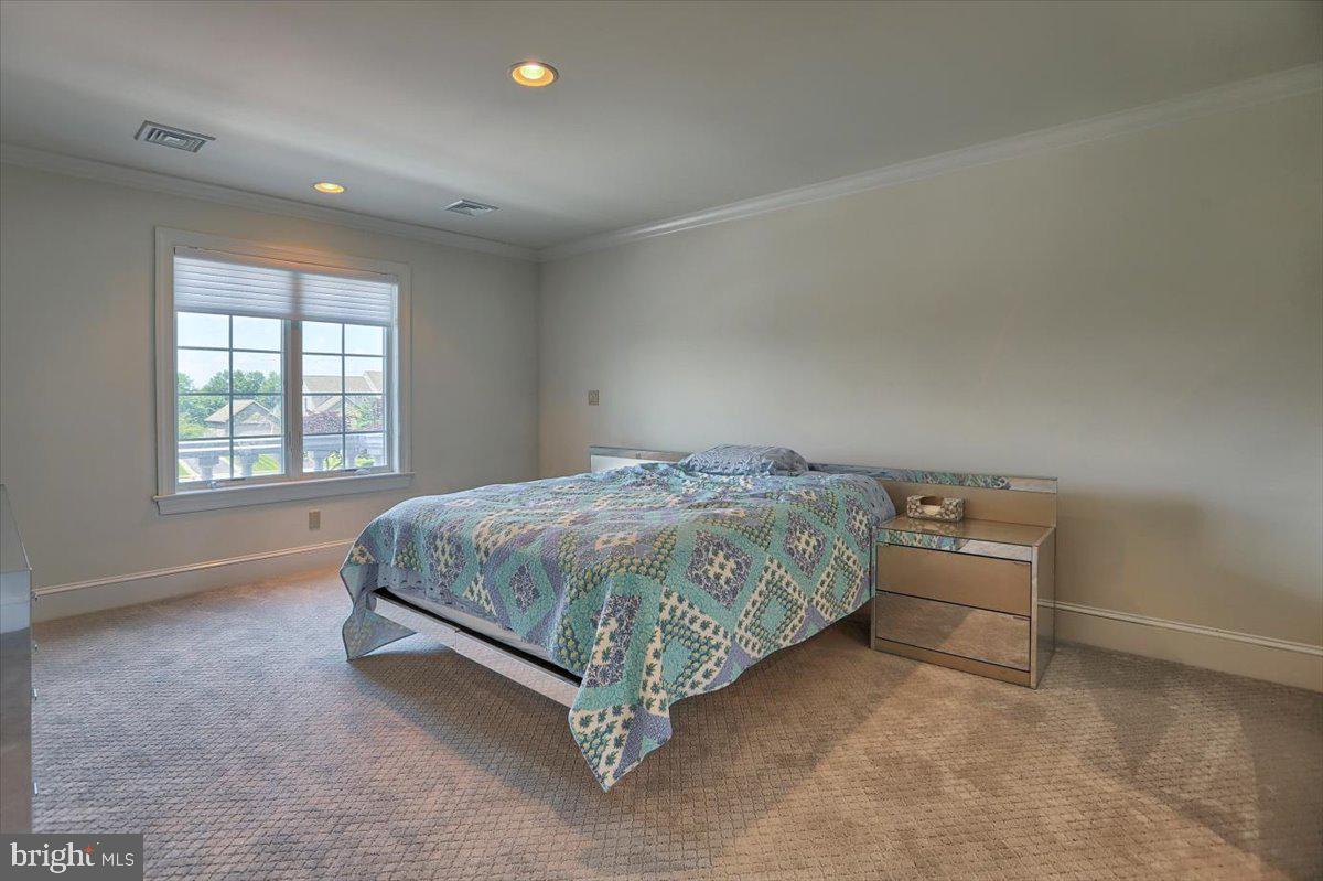 MACGREGOR DOWNS - Residential