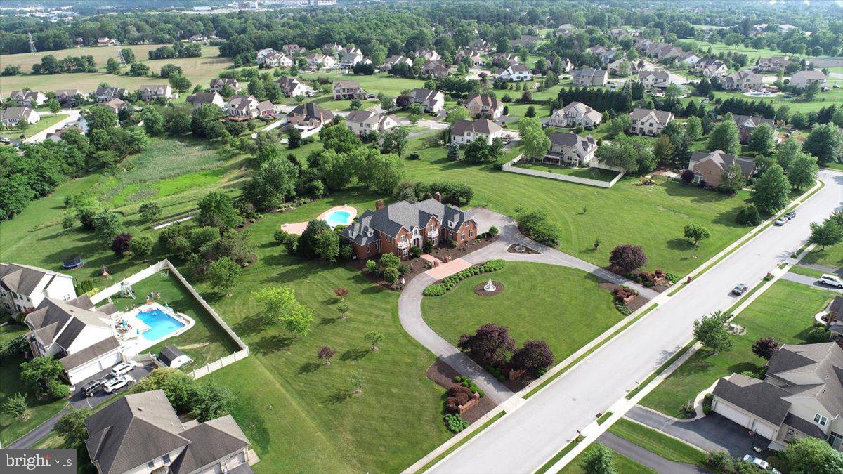 MACGREGOR DOWNS - Residential