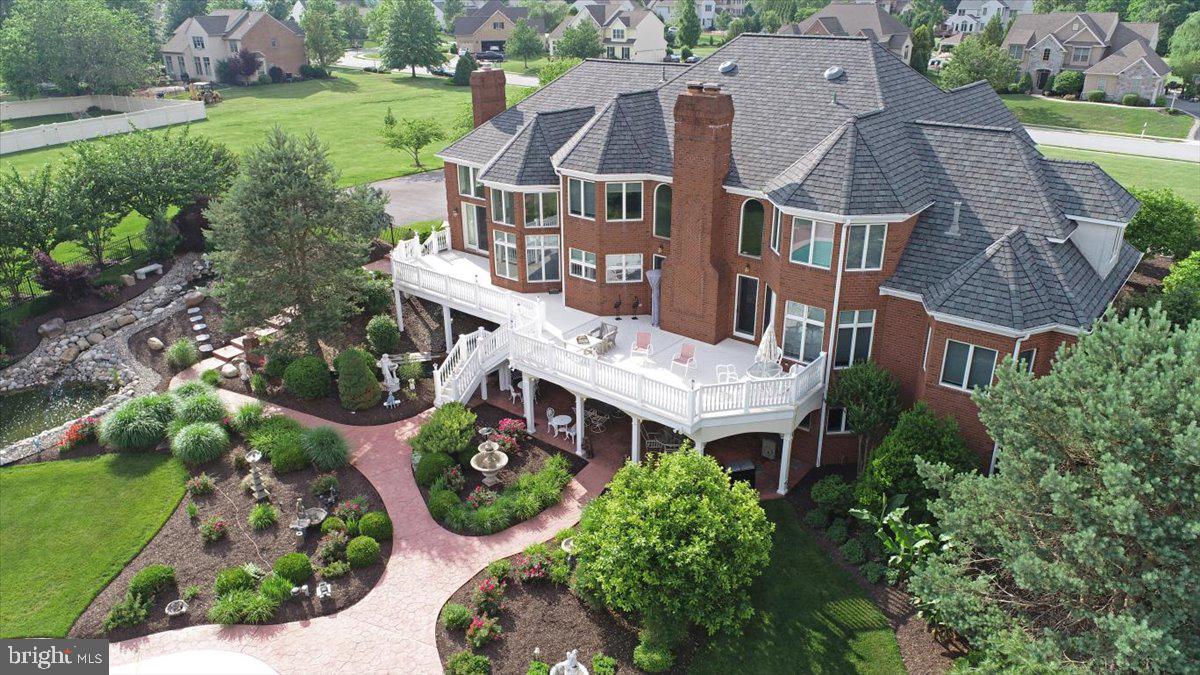 MACGREGOR DOWNS - Residential