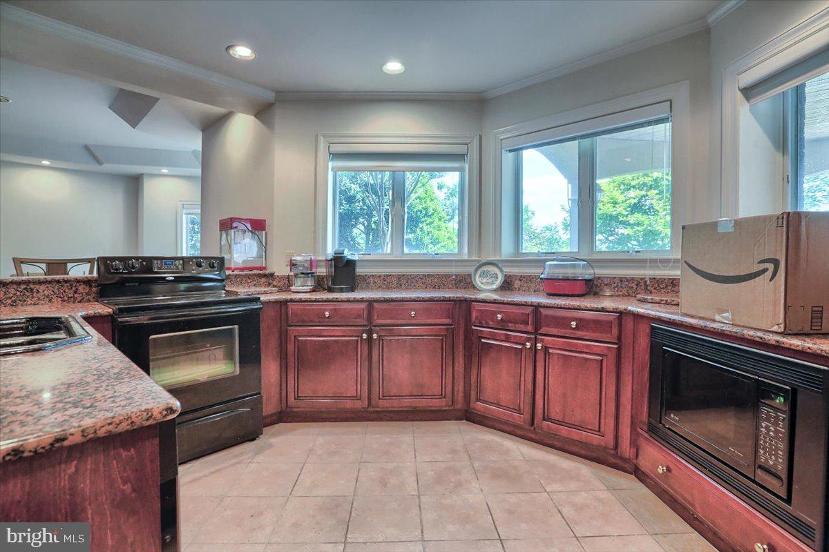 MACGREGOR DOWNS - Residential