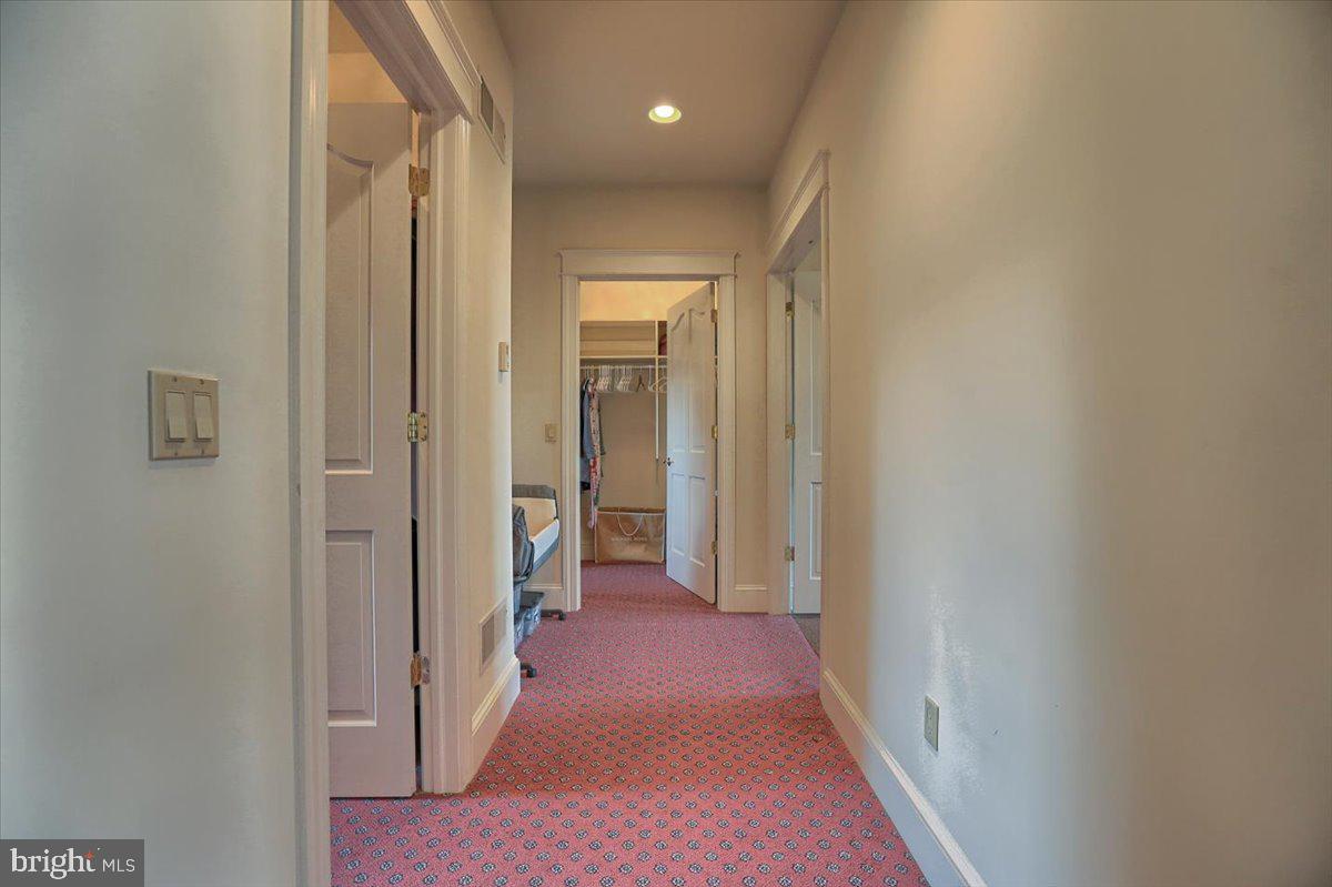 MACGREGOR DOWNS - Residential