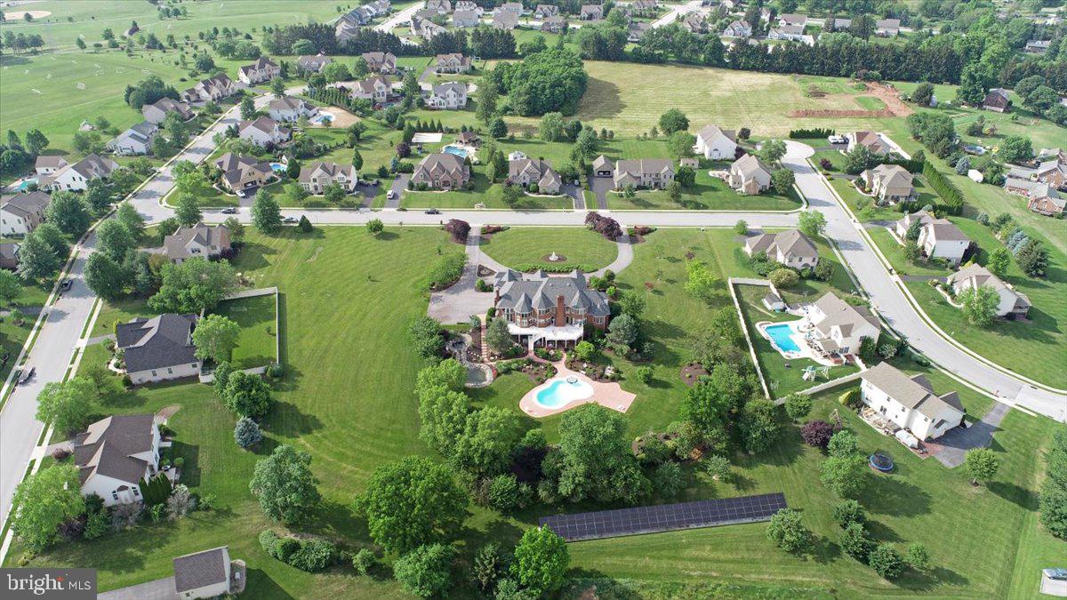 MACGREGOR DOWNS - Residential