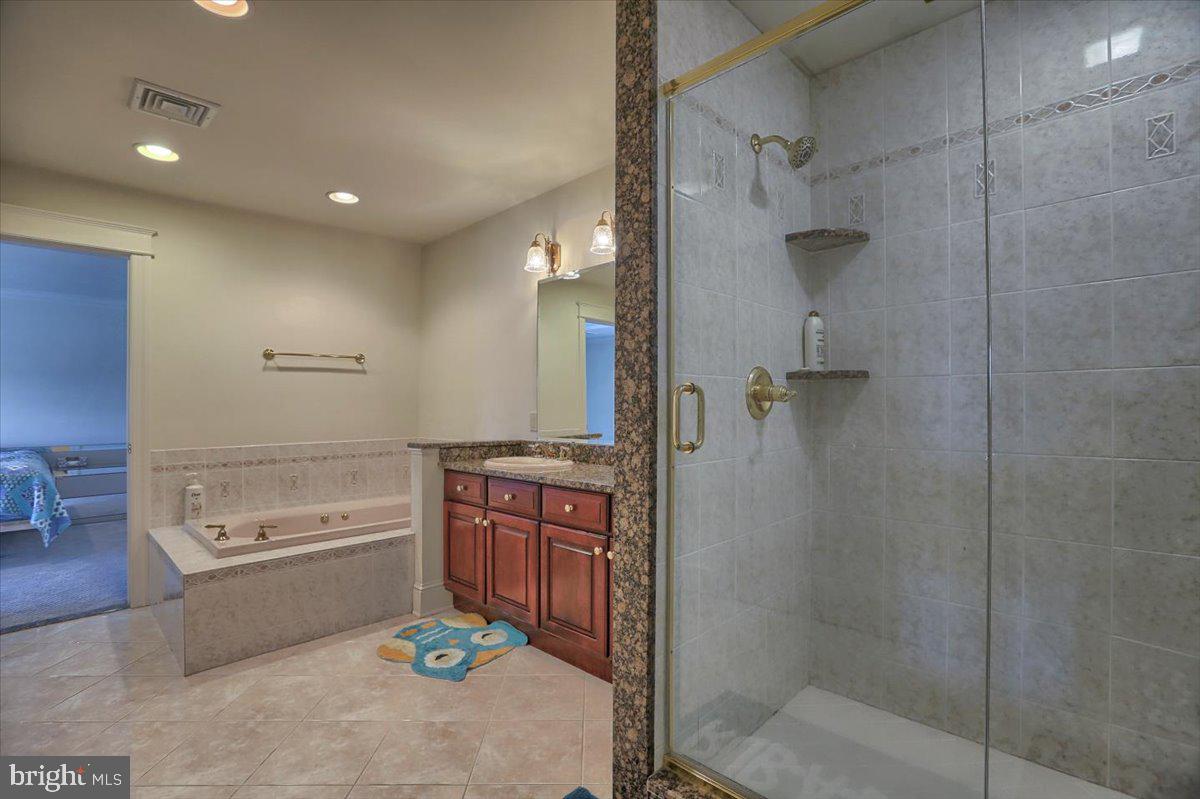 MACGREGOR DOWNS - Residential