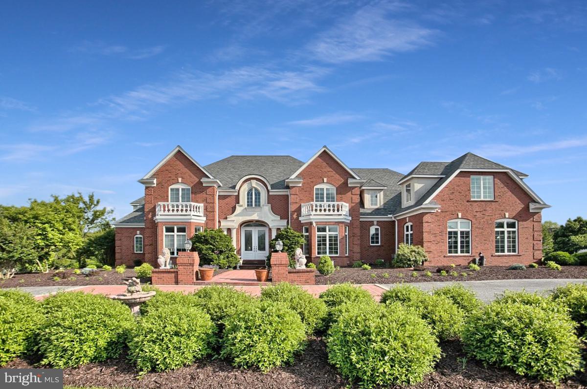 MACGREGOR DOWNS - Residential