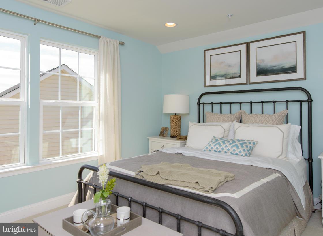 CROSSLAND FARMS - Residential