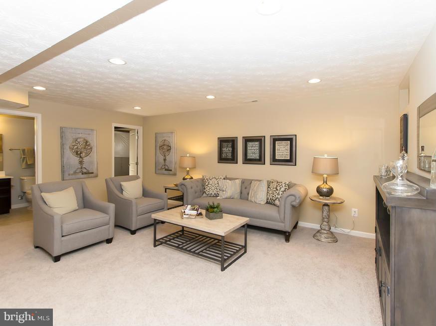 CROSSLAND FARMS - Residential