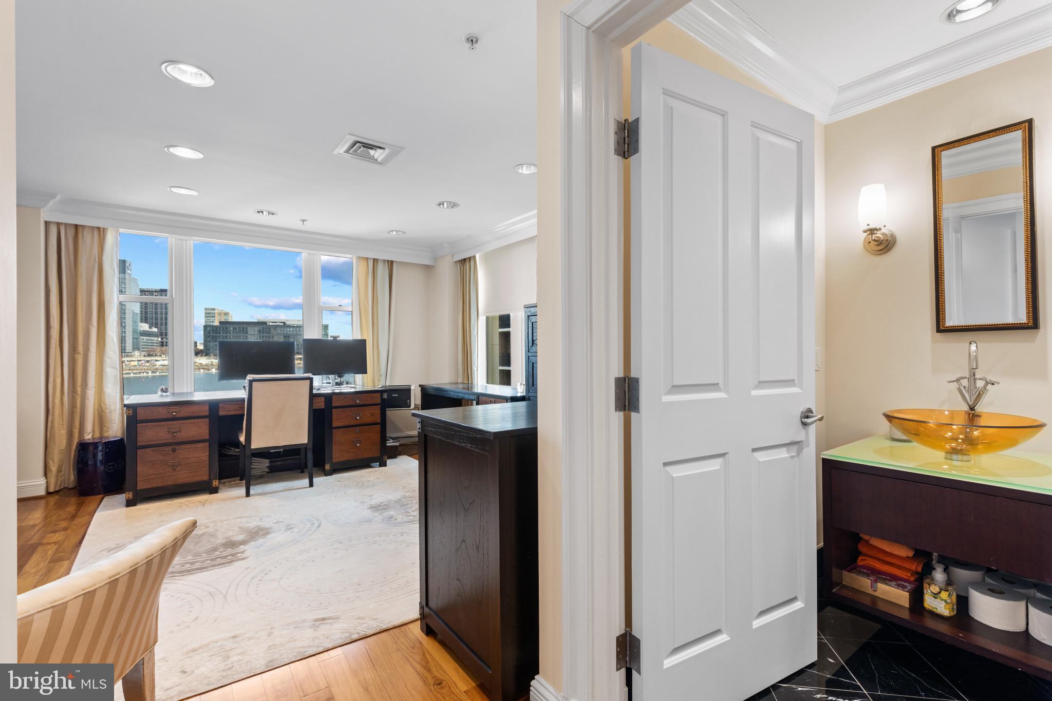 INNER HARBOR - Residential