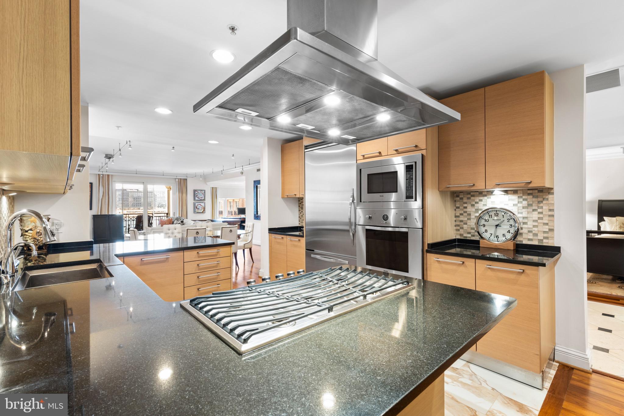 INNER HARBOR - Residential