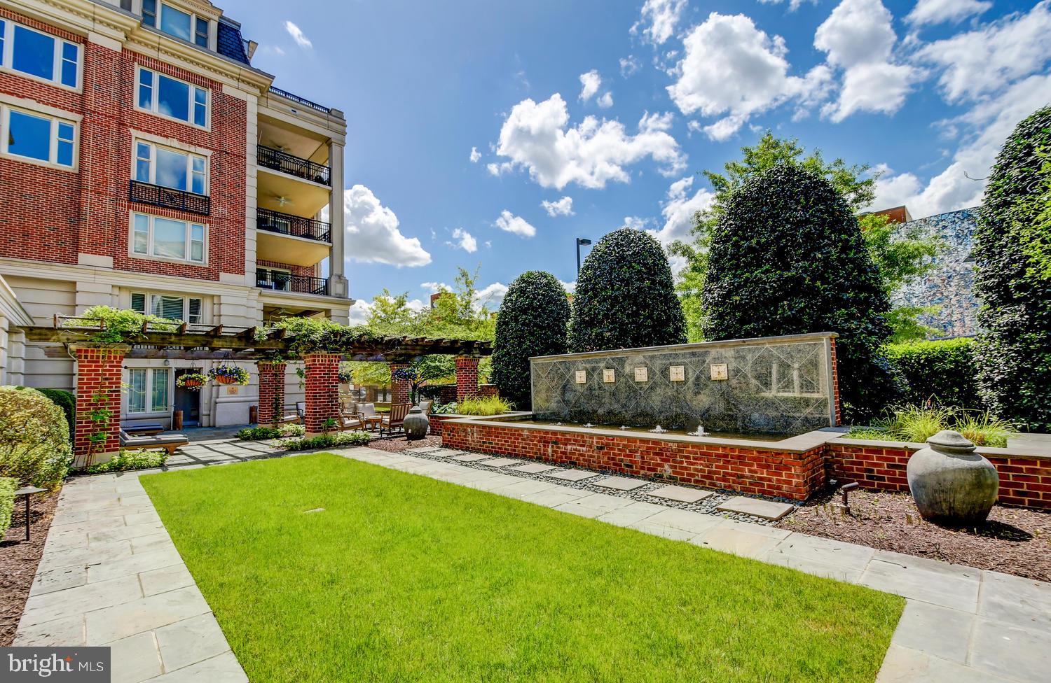 INNER HARBOR - Residential