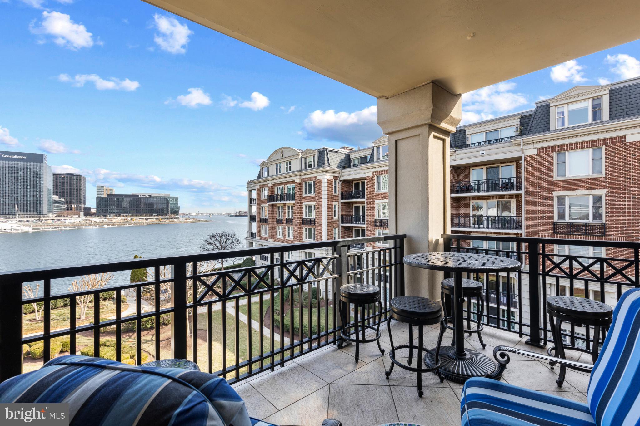 INNER HARBOR - Residential