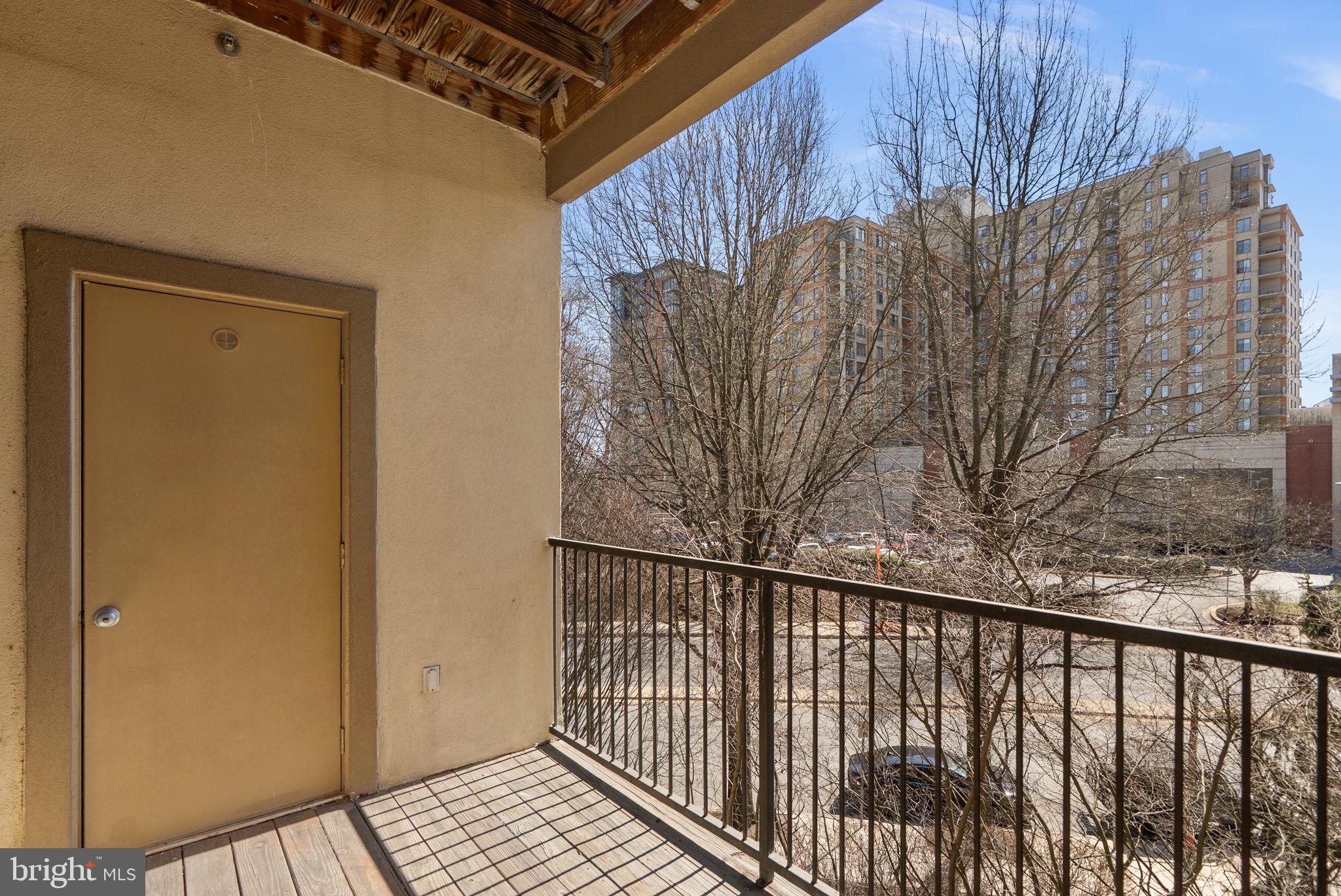 WHITE FLINT STATION - Residential