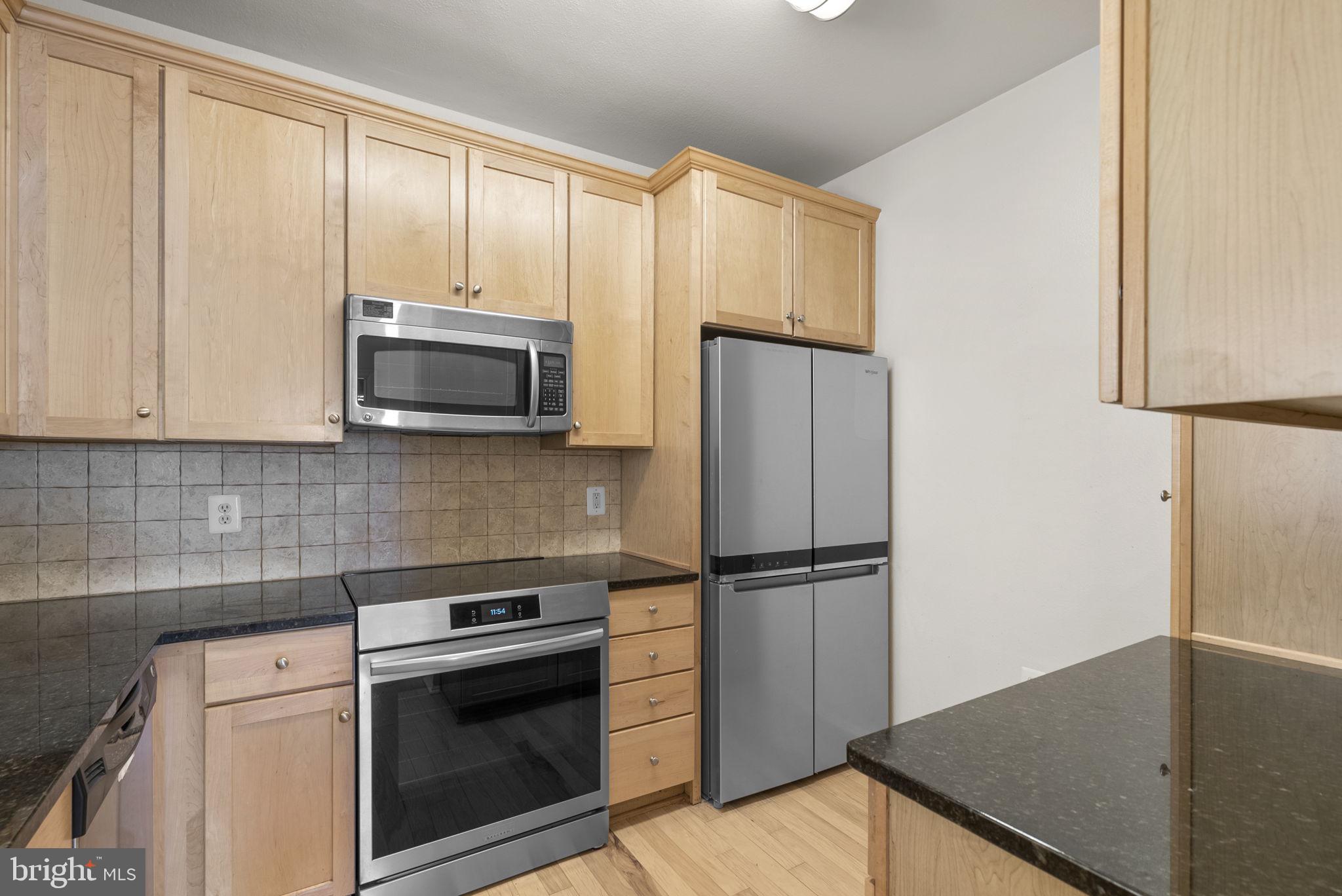 WHITE FLINT STATION - Residential