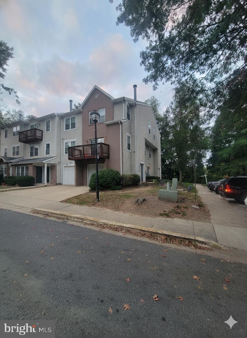 4634 DEEPWOOD COURT 89E