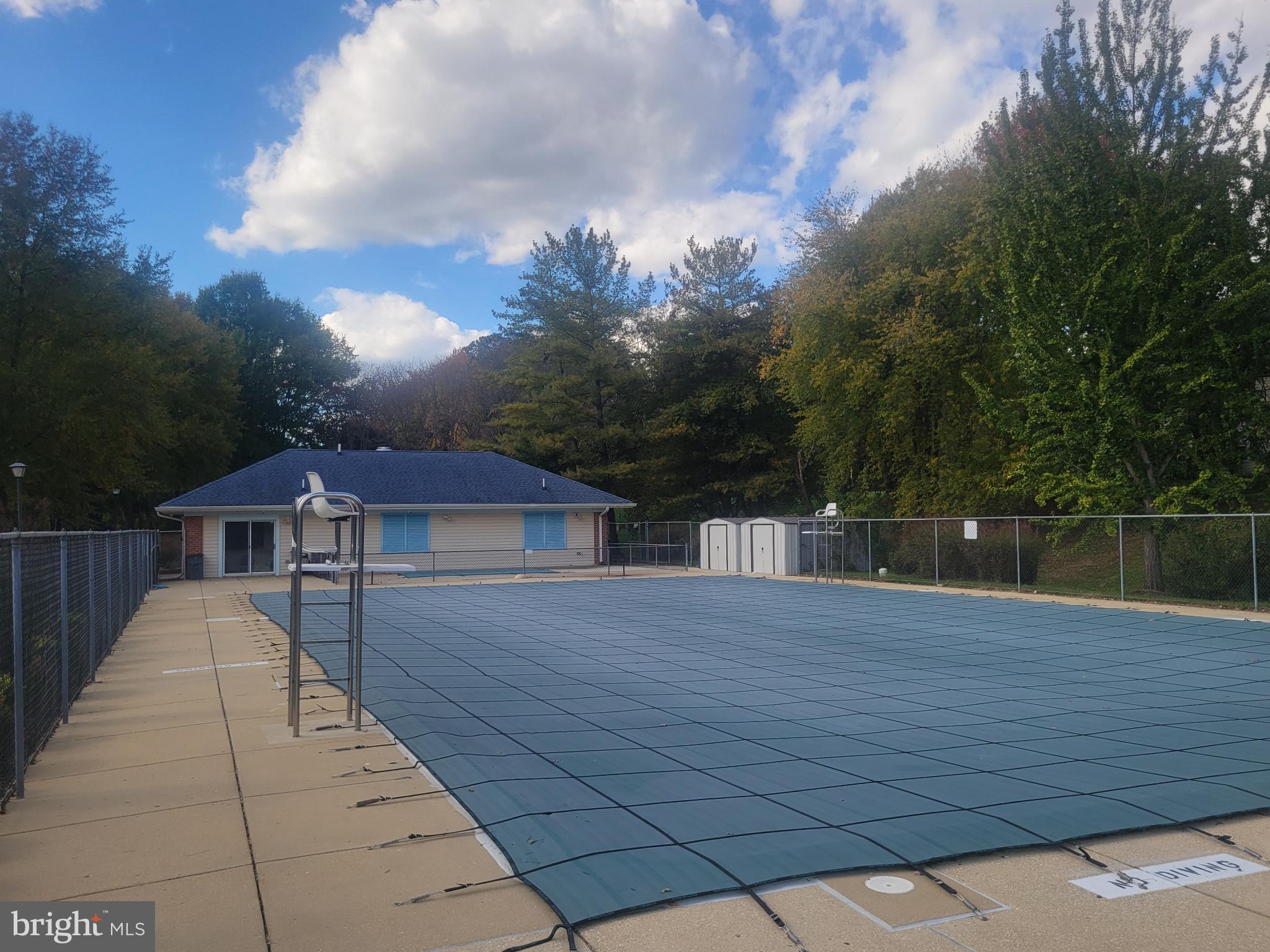 GLENSFORD - Residential