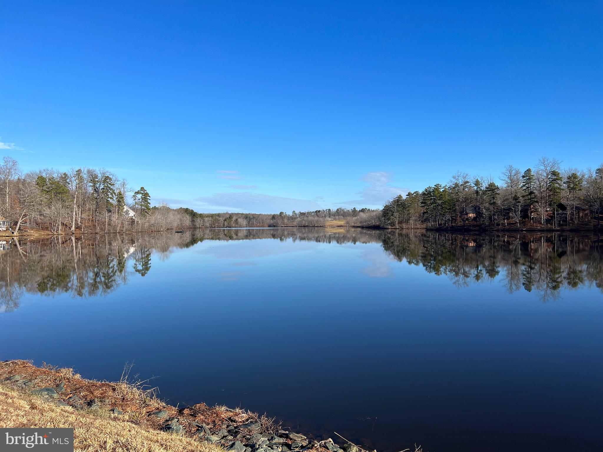 SHENANDOAH CROSSING COUNTRY CLUB - Land
