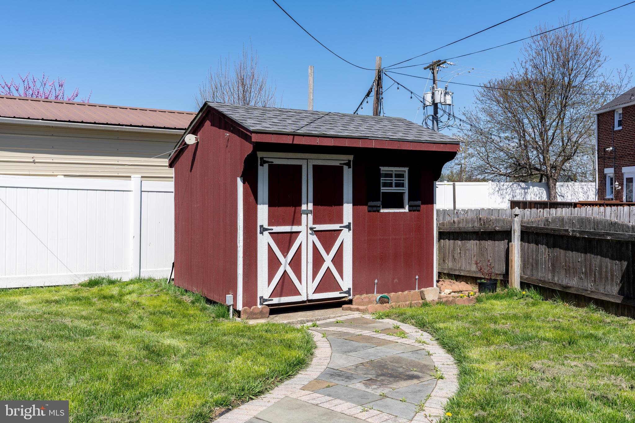 WILM MANOR - Residential