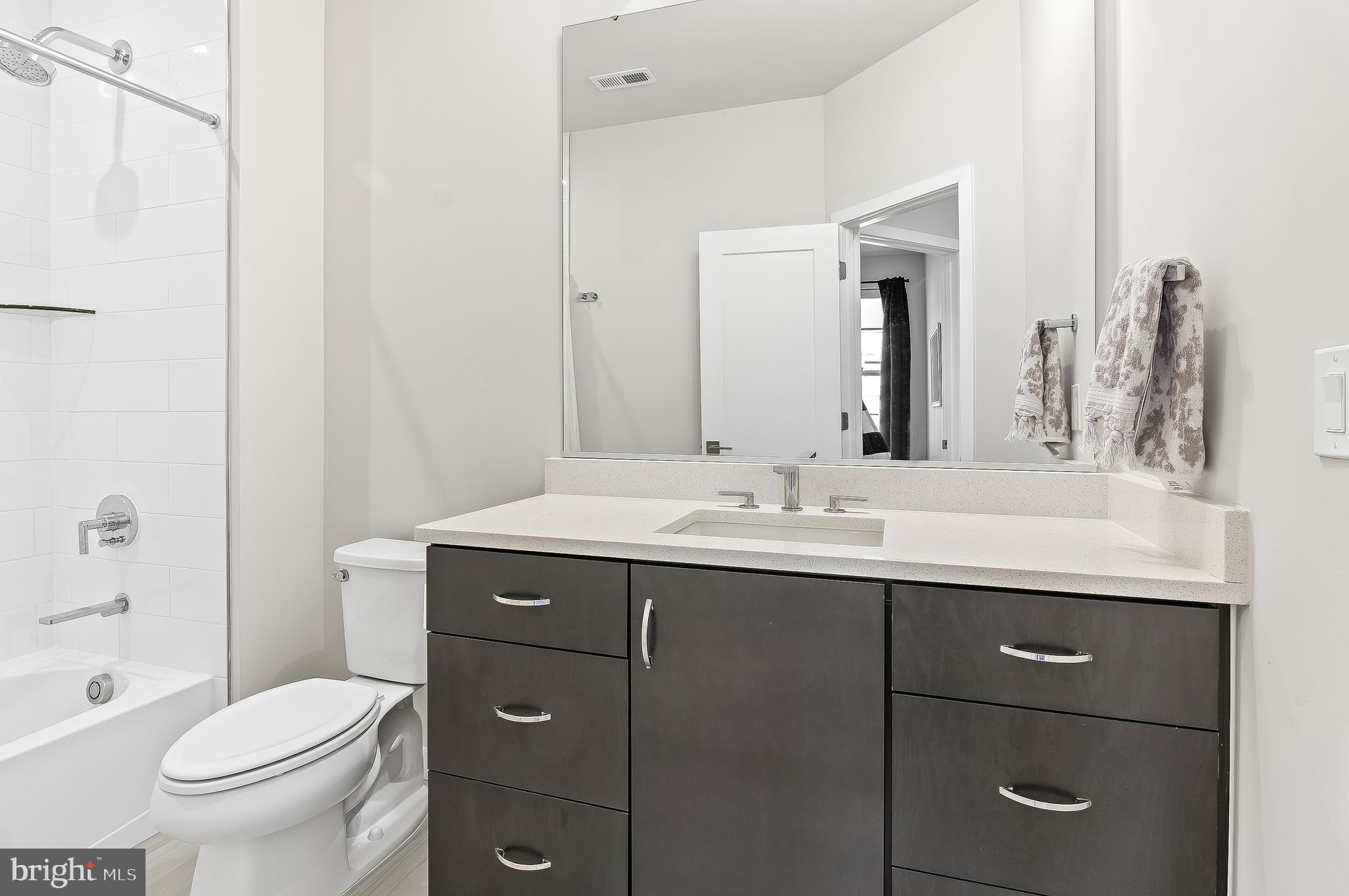 UNION PARK AT MCLEAN - Residential