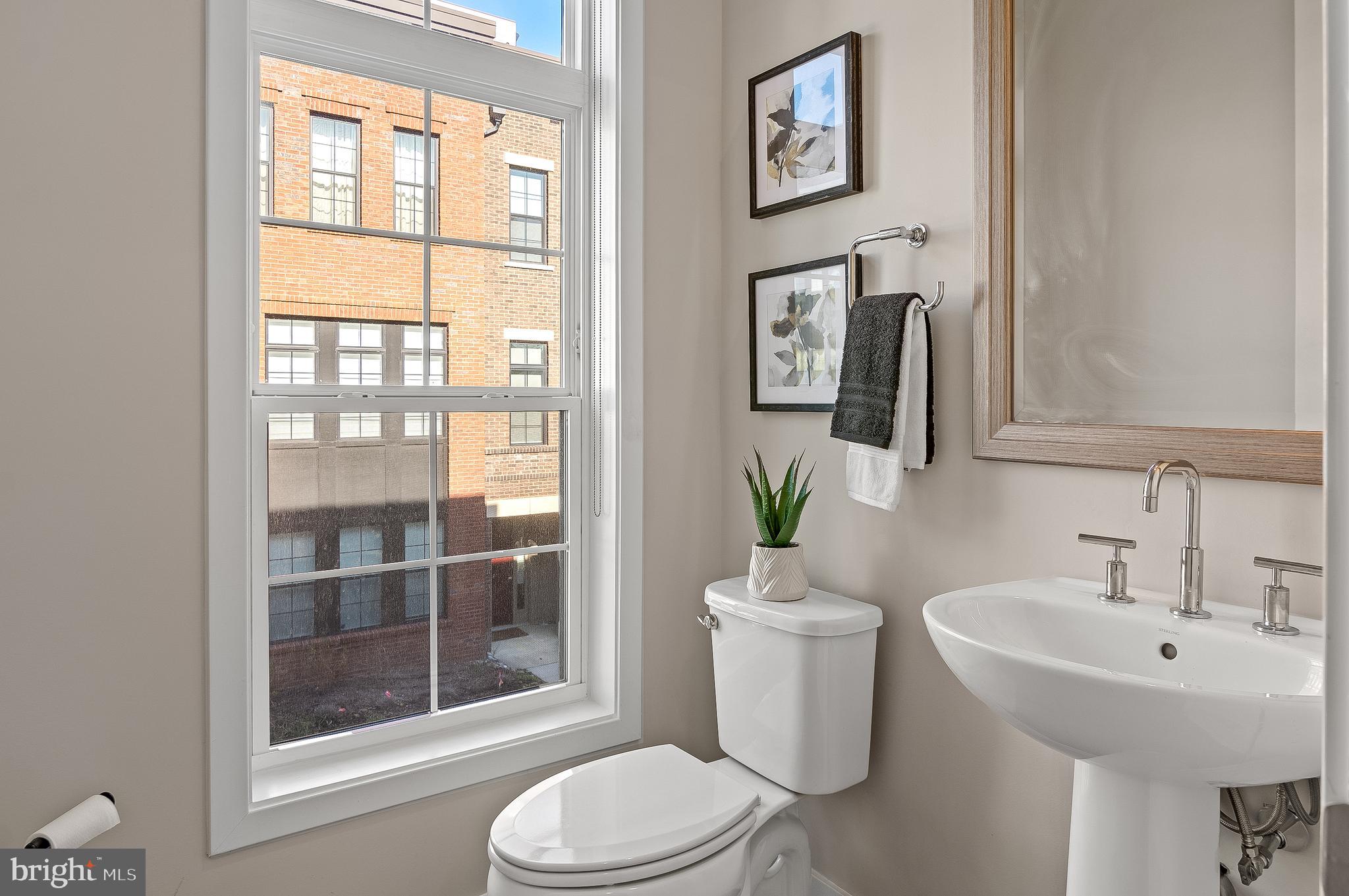 UNION PARK AT MCLEAN - Residential