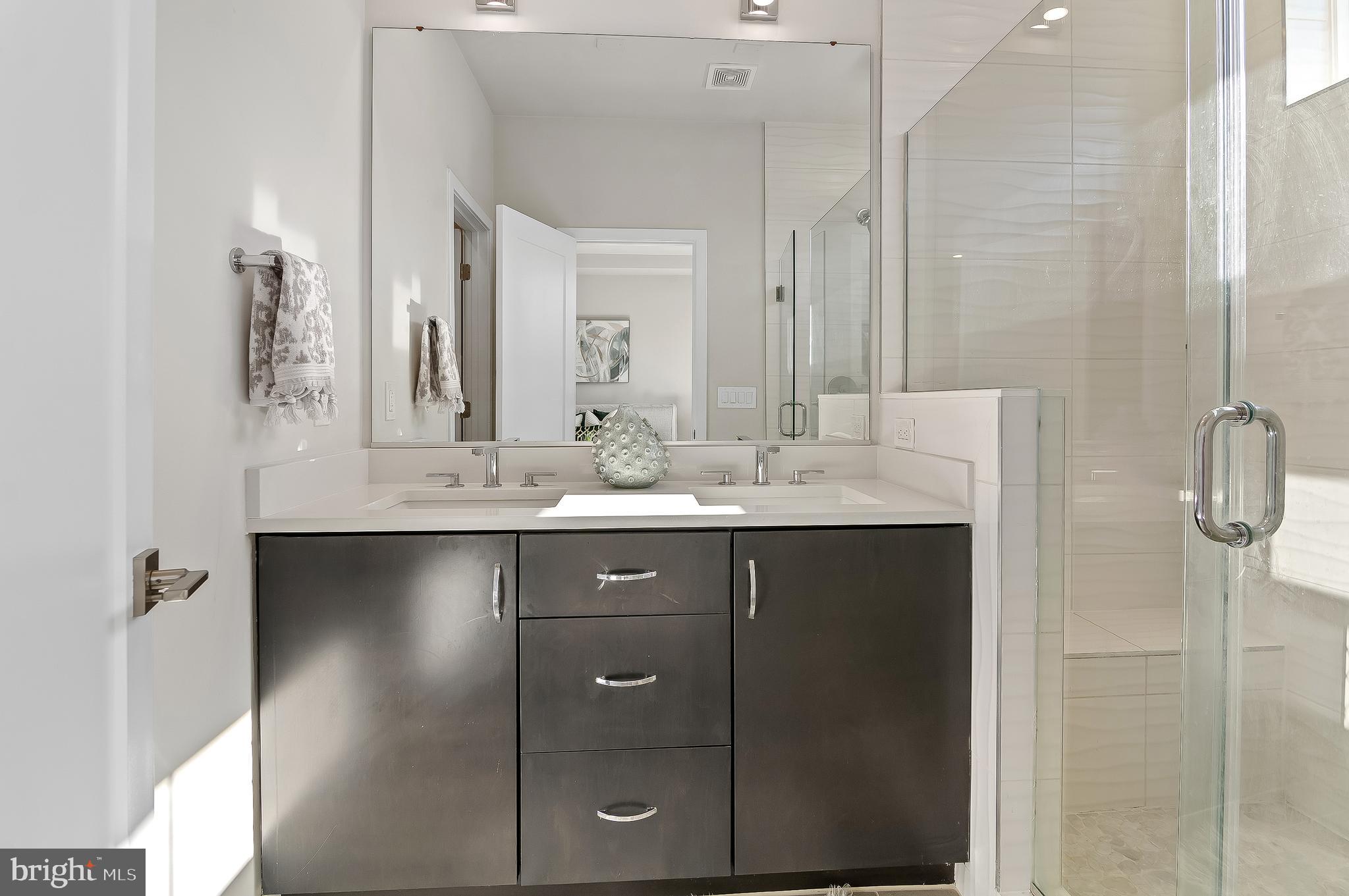 UNION PARK AT MCLEAN - Residential