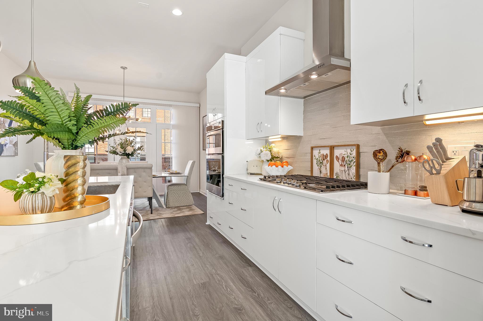 UNION PARK AT MCLEAN - Residential