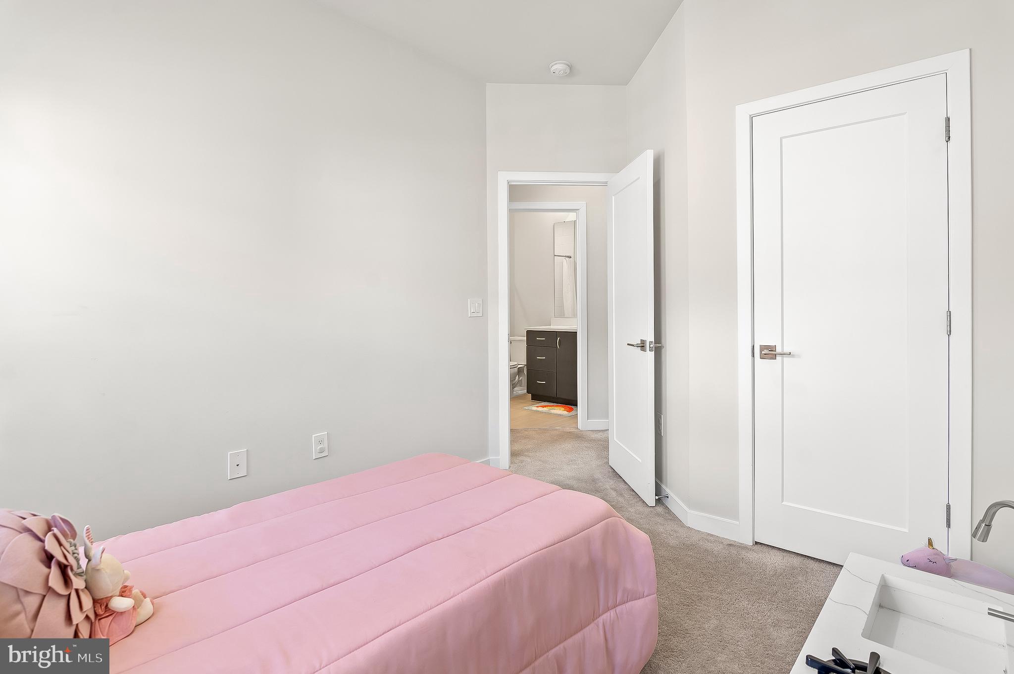 UNION PARK AT MCLEAN - Residential