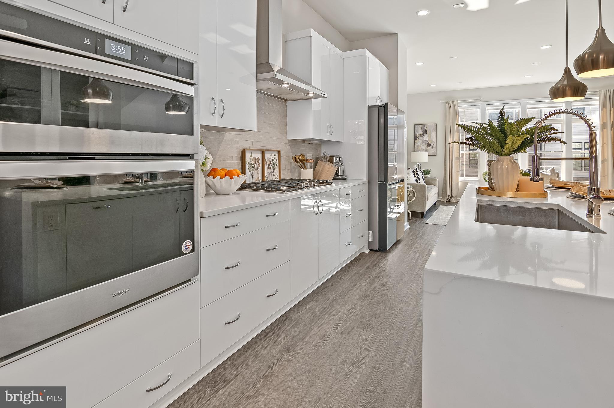 UNION PARK AT MCLEAN - Residential