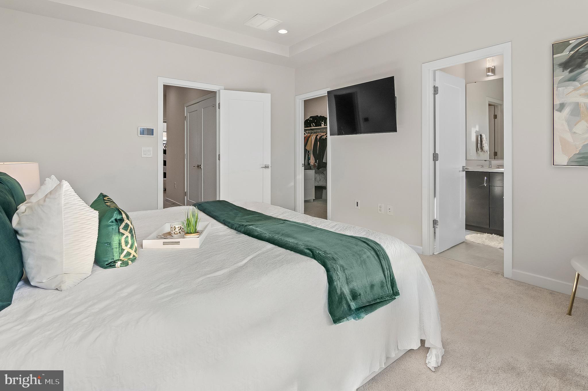 UNION PARK AT MCLEAN - Residential