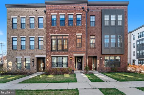 7509 SAWYER FARM WAY 2002 MCLEAN VA 22102