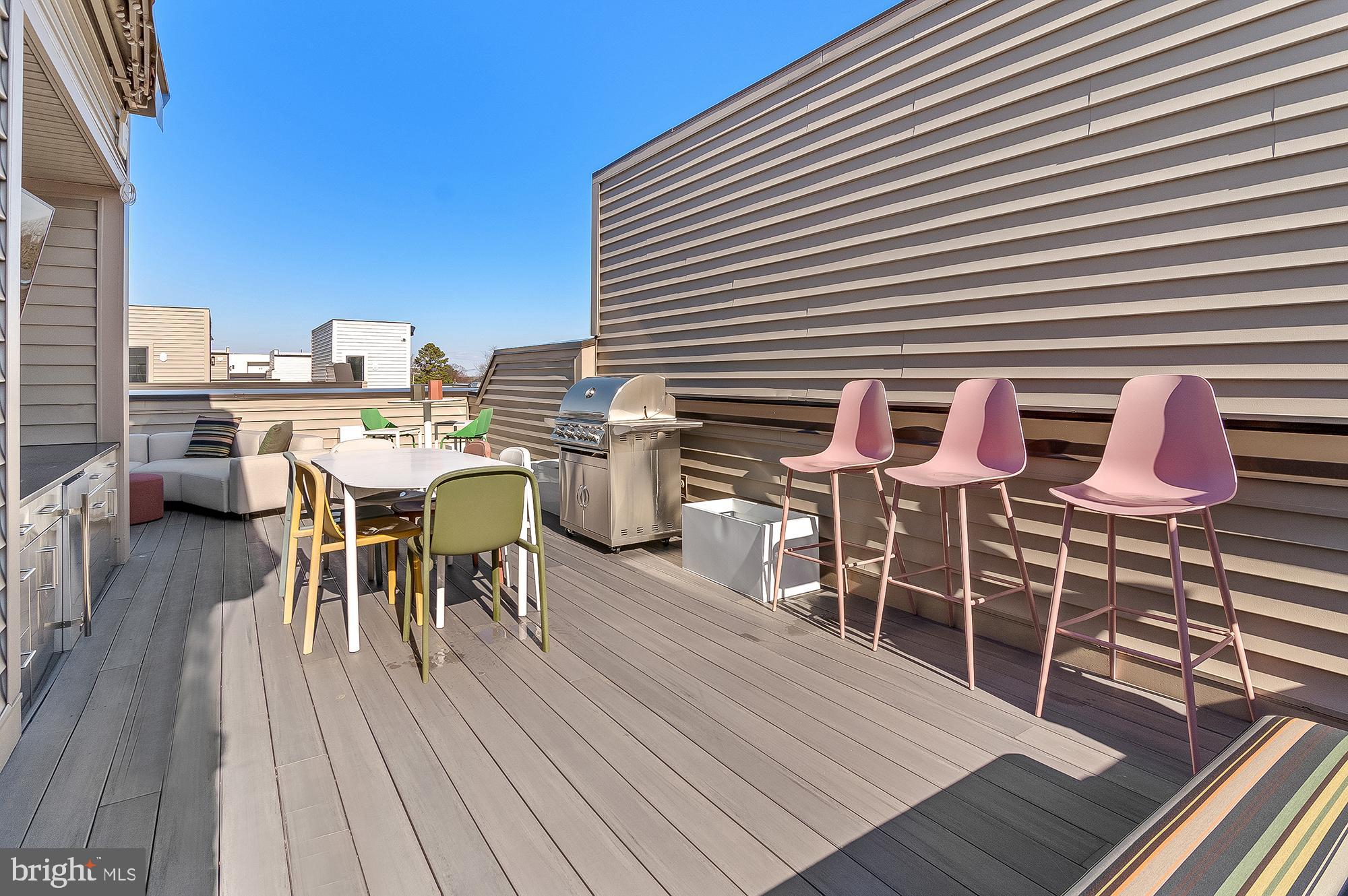 UNION PARK AT MCLEAN - Residential