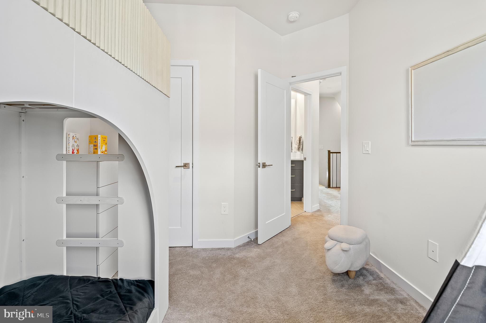 UNION PARK AT MCLEAN - Residential