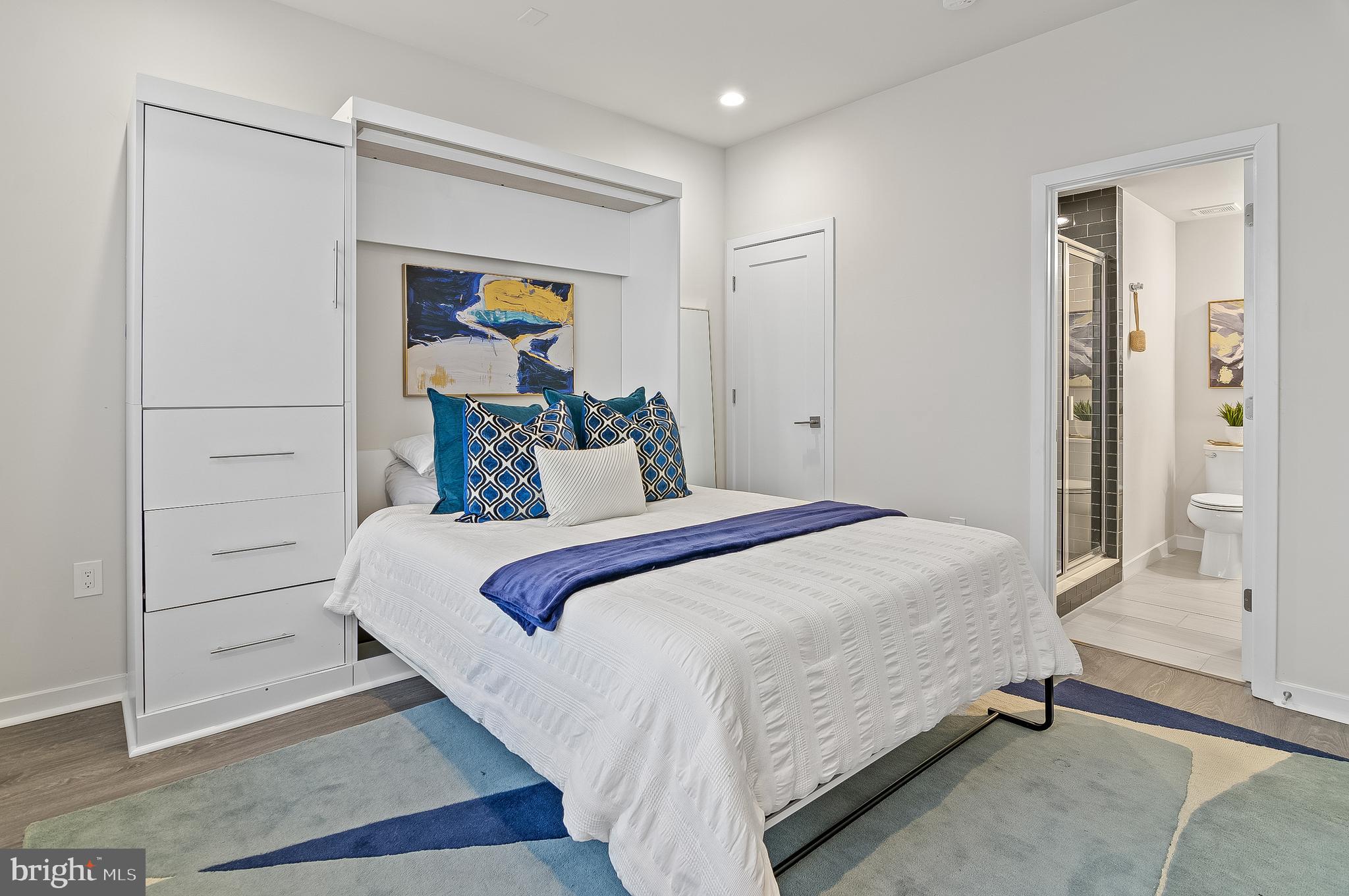 UNION PARK AT MCLEAN - Residential