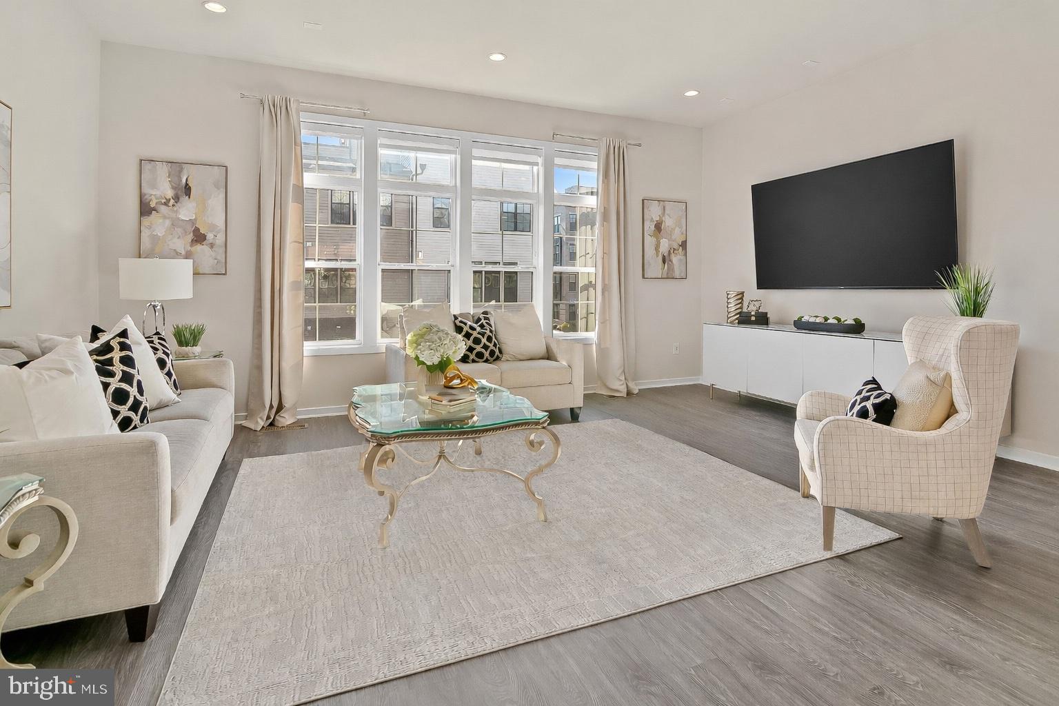 UNION PARK AT MCLEAN - Residential