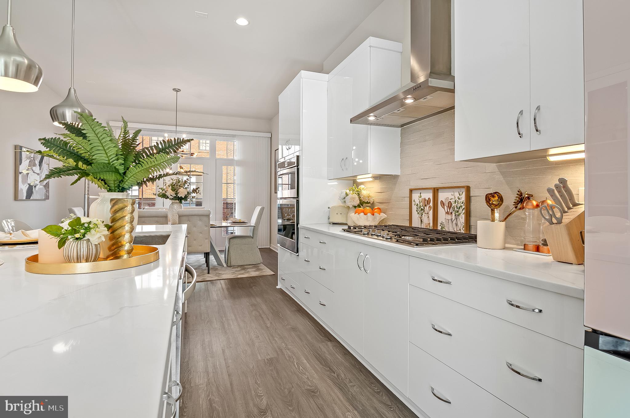 UNION PARK AT MCLEAN - Residential