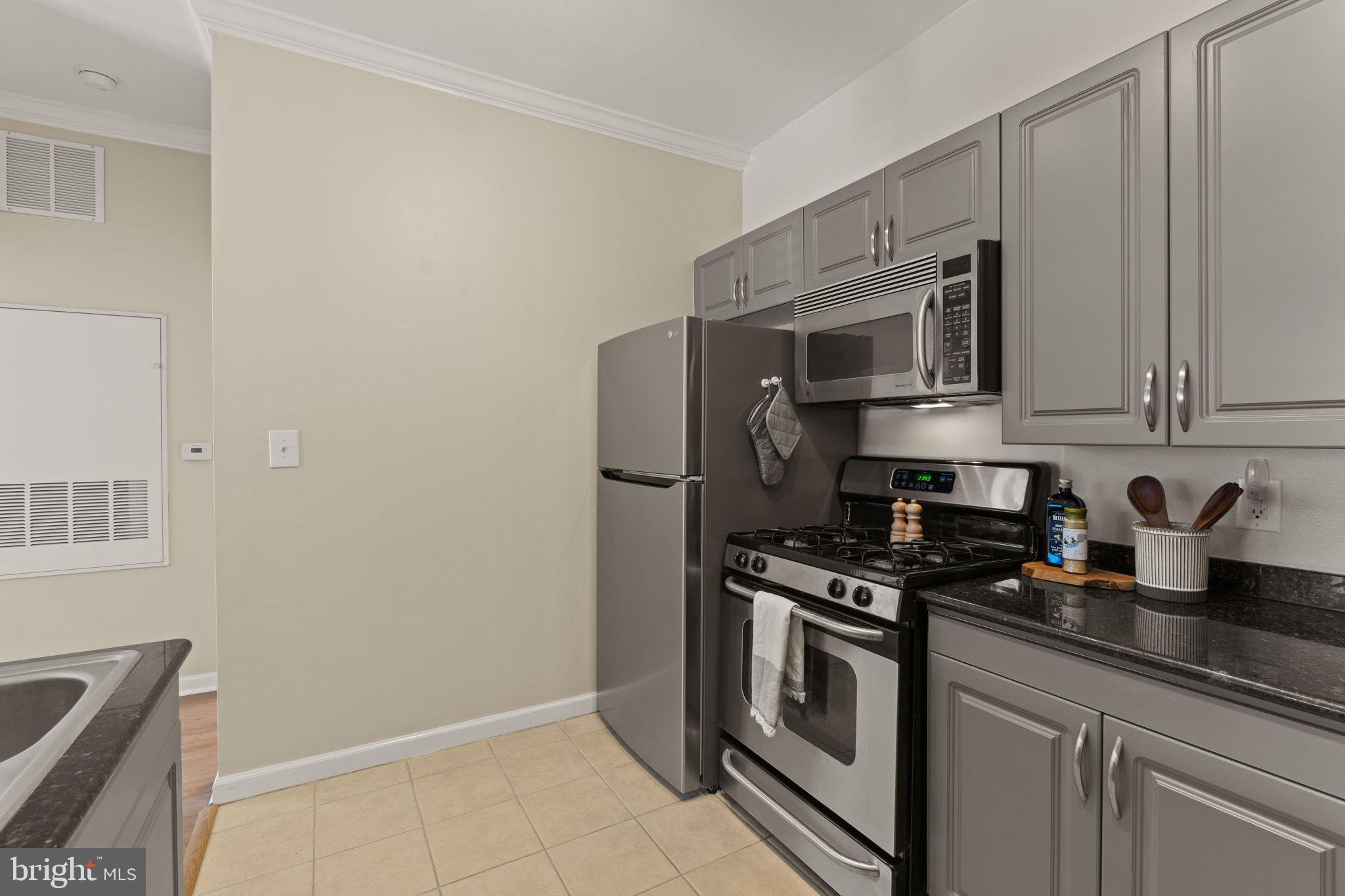 BRYSON AT WOODLAND PARK - Residential