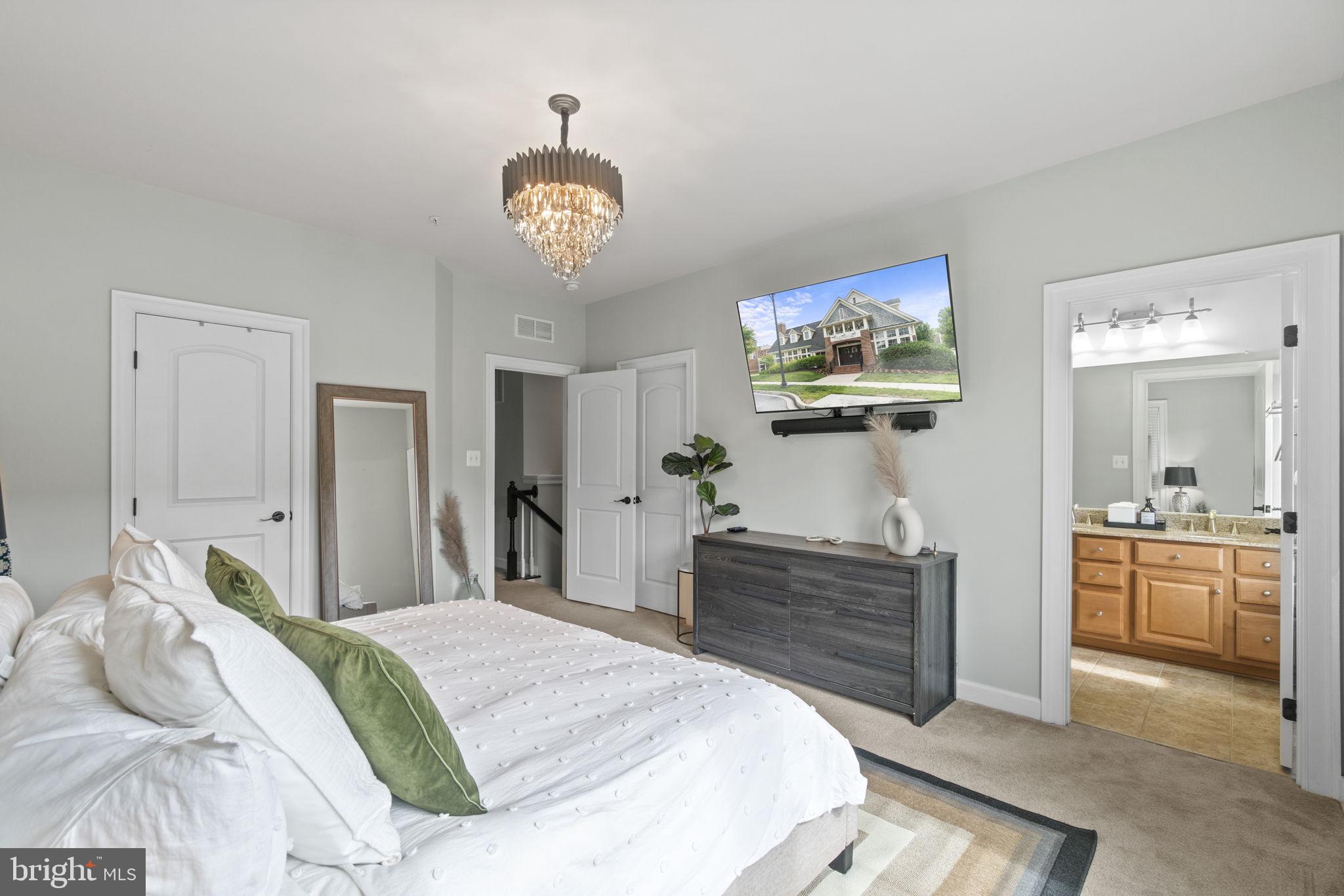 WATKINS MILL TOWN CENTER - Residential