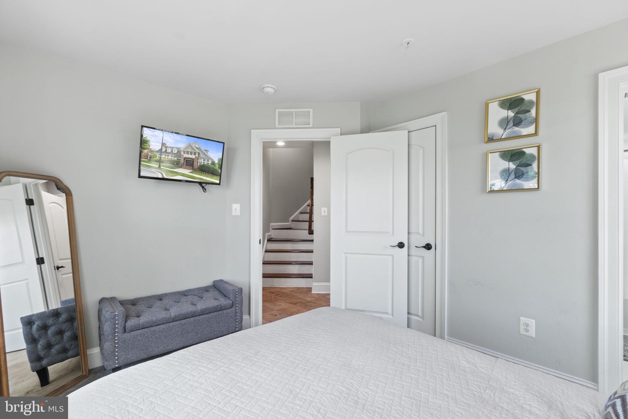 WATKINS MILL TOWN CENTER - Residential