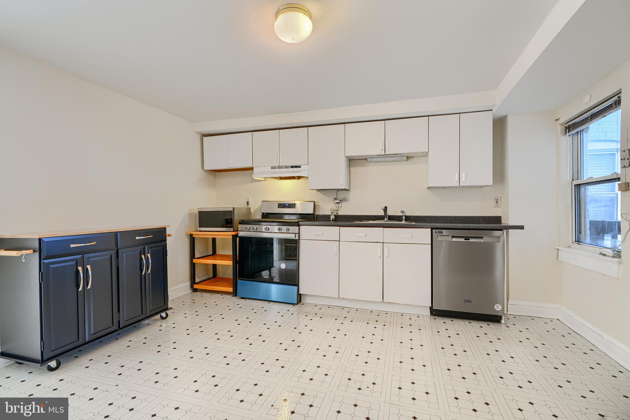 FELLS POINT HISTORIC DISTRICT - Residential Lease