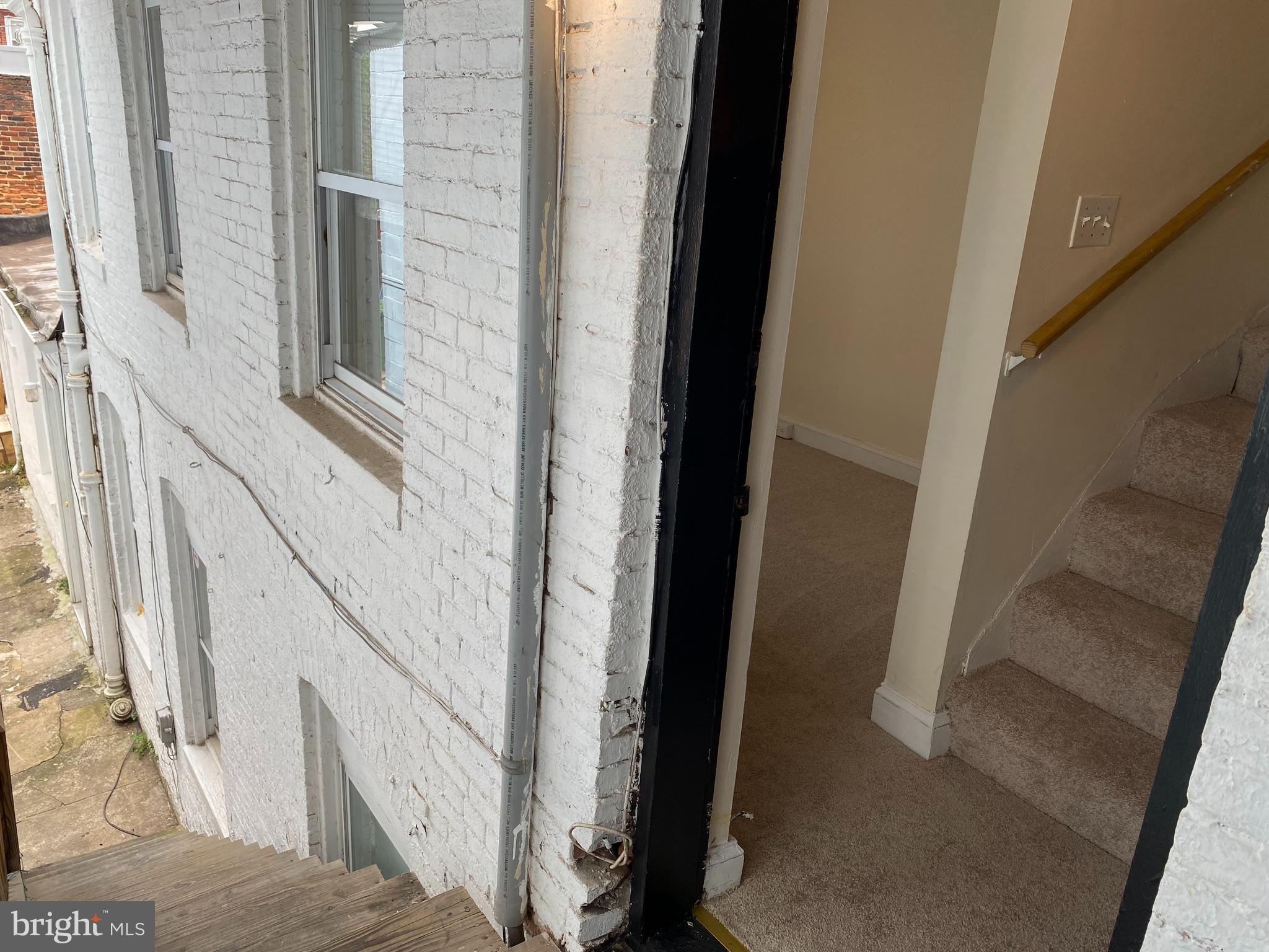 229 S ANN STREET APT. B
