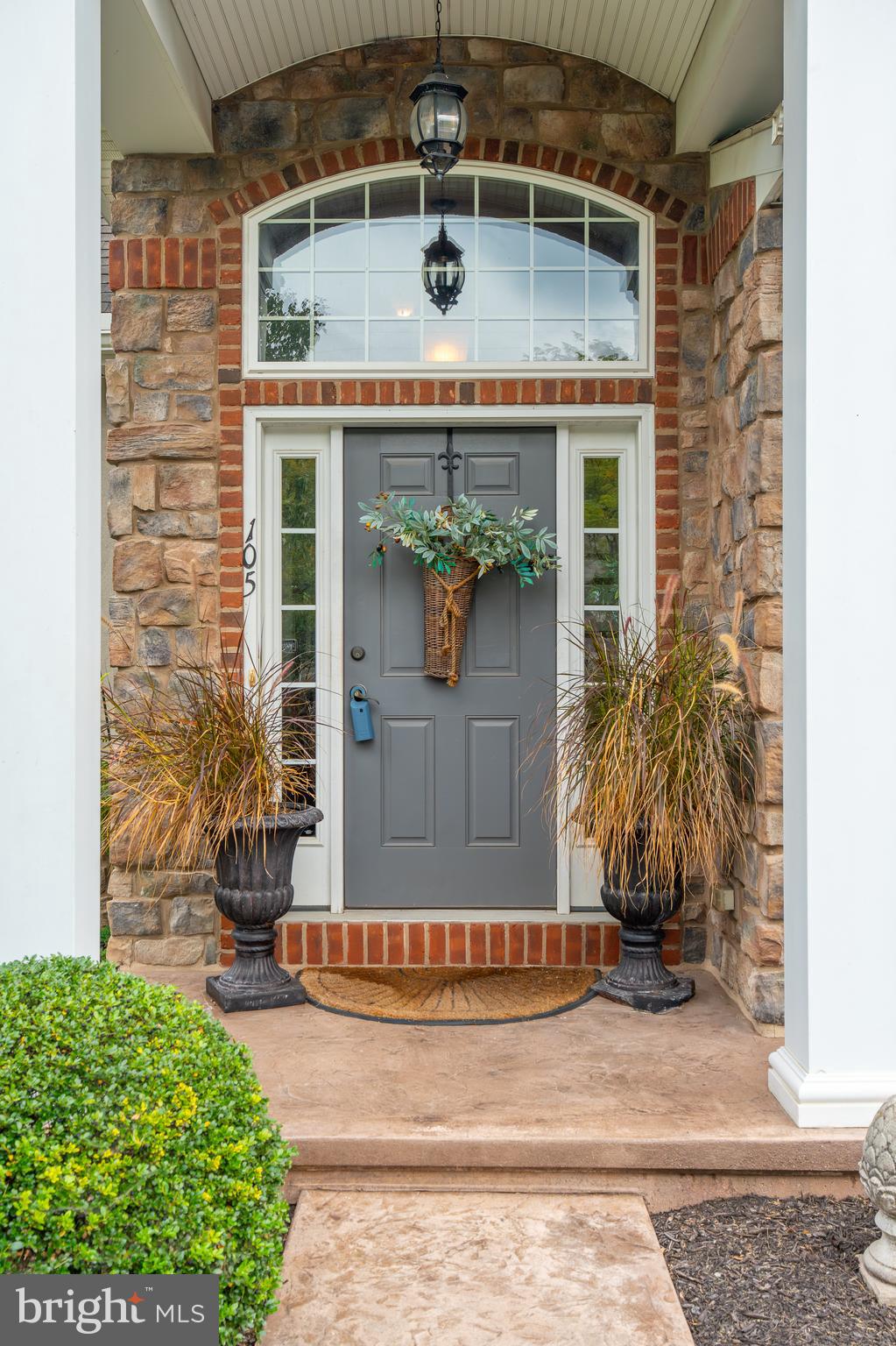 105 BANEBERRY LANE 55