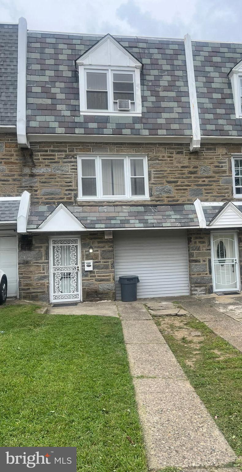 WEST OAK LANE - Residential