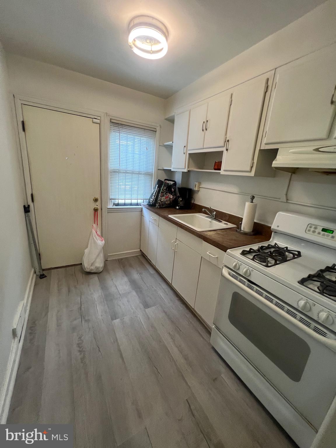 WEST OAK LANE - Residential