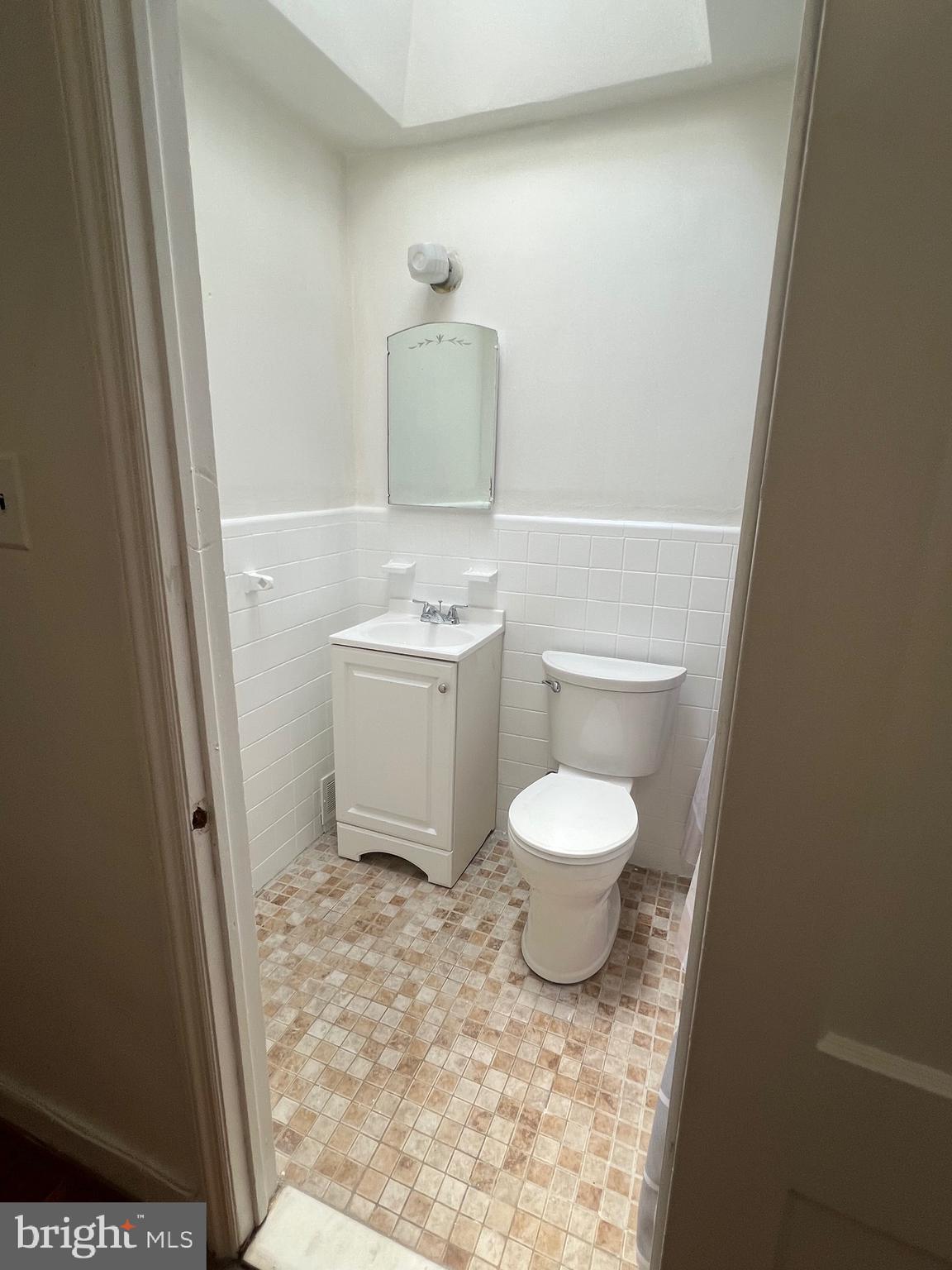 WEST OAK LANE - Residential