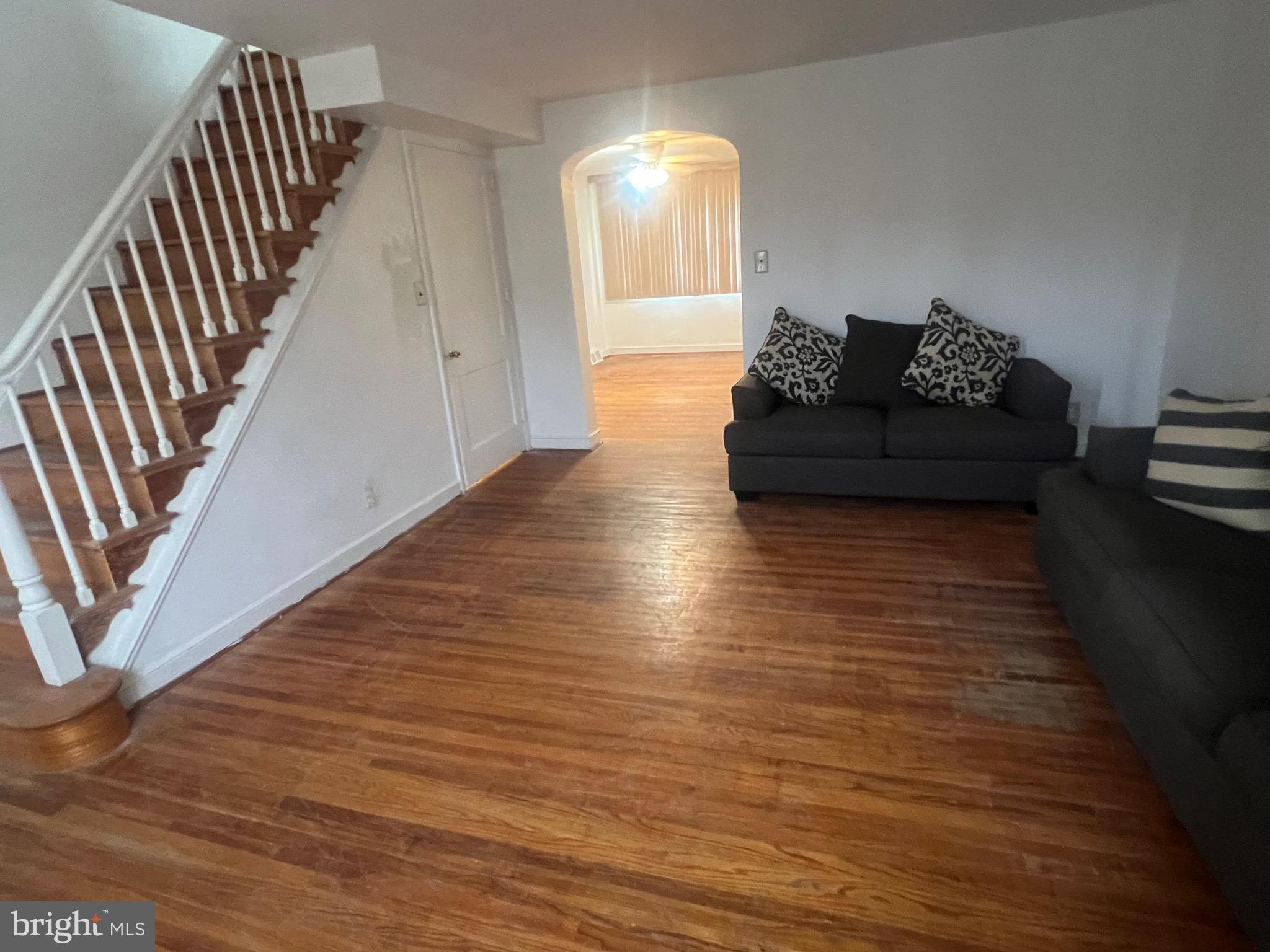 WEST OAK LANE - Residential