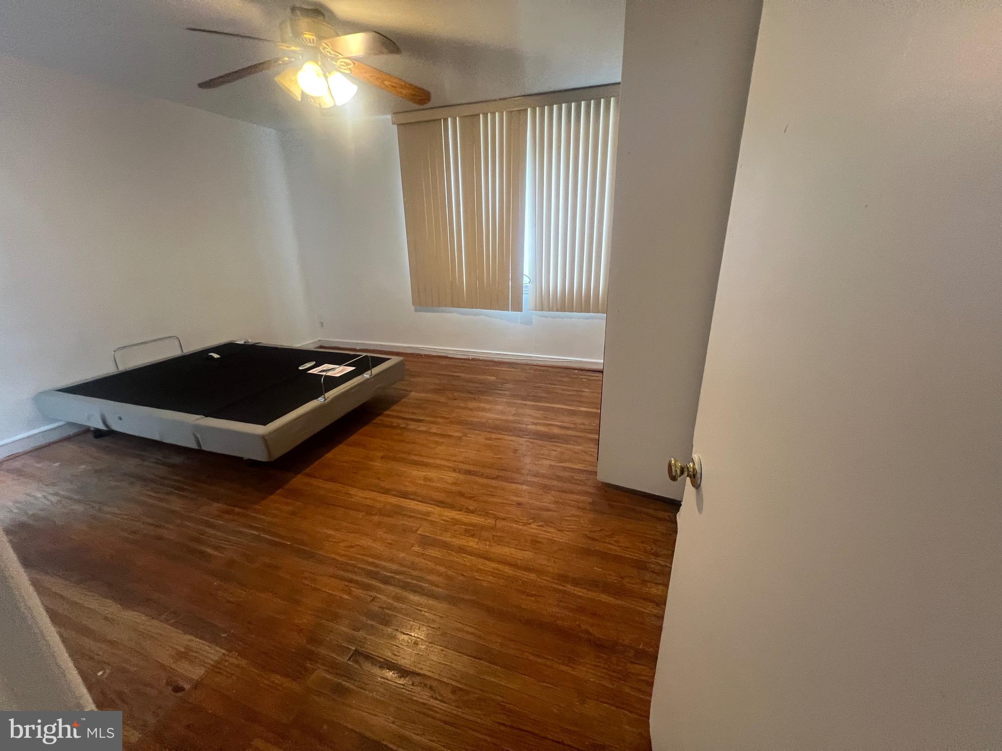 WEST OAK LANE - Residential